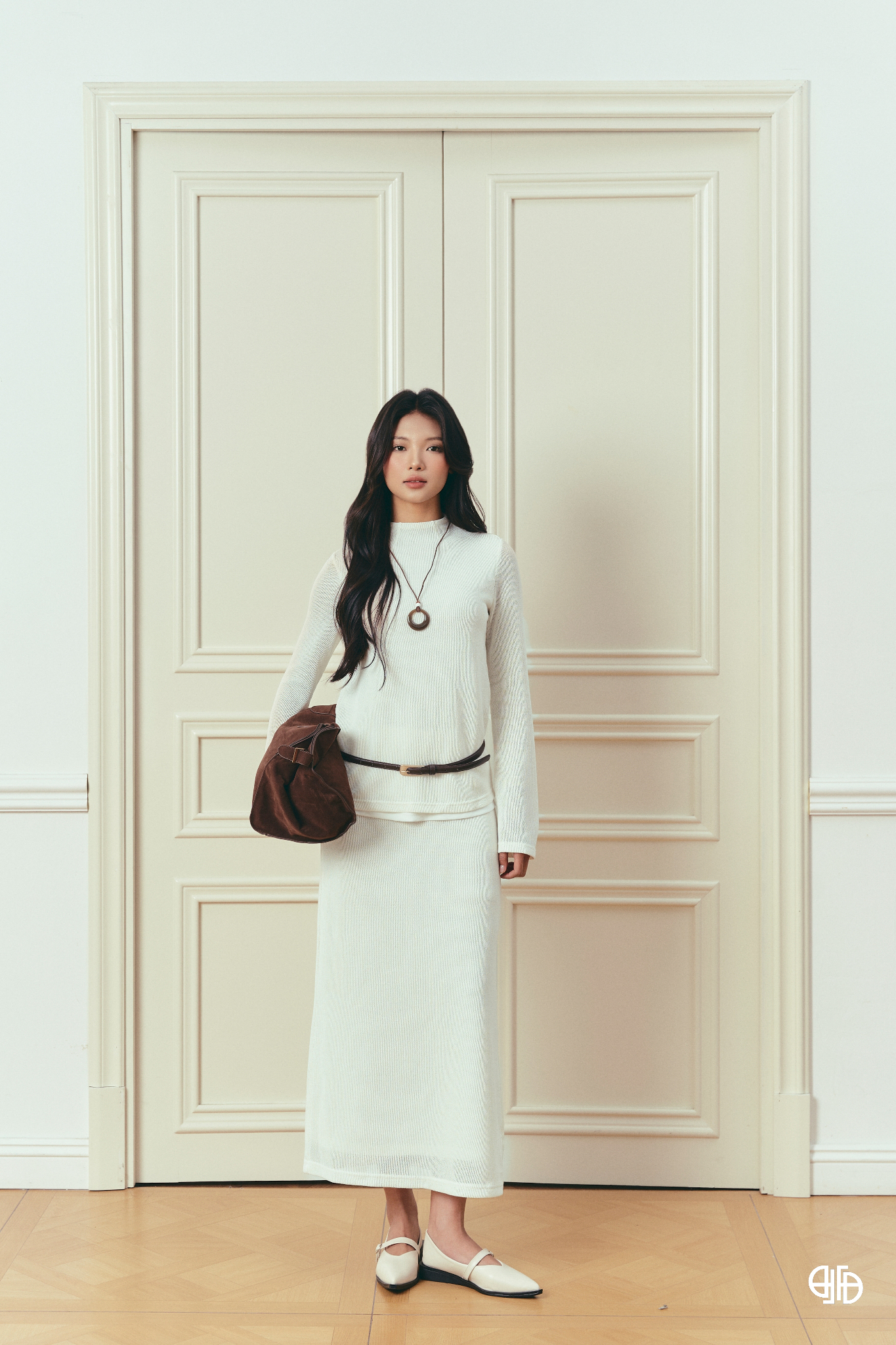 Fleur-Delys-Dau-An-Thuong-Hieu-Thoi-Trang-Thanh-Lich-Trong-Xu-The-Hien-Dai.jpg