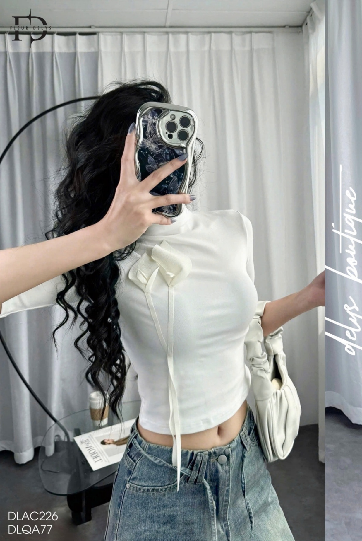 Áo Croptop Đính Hoa