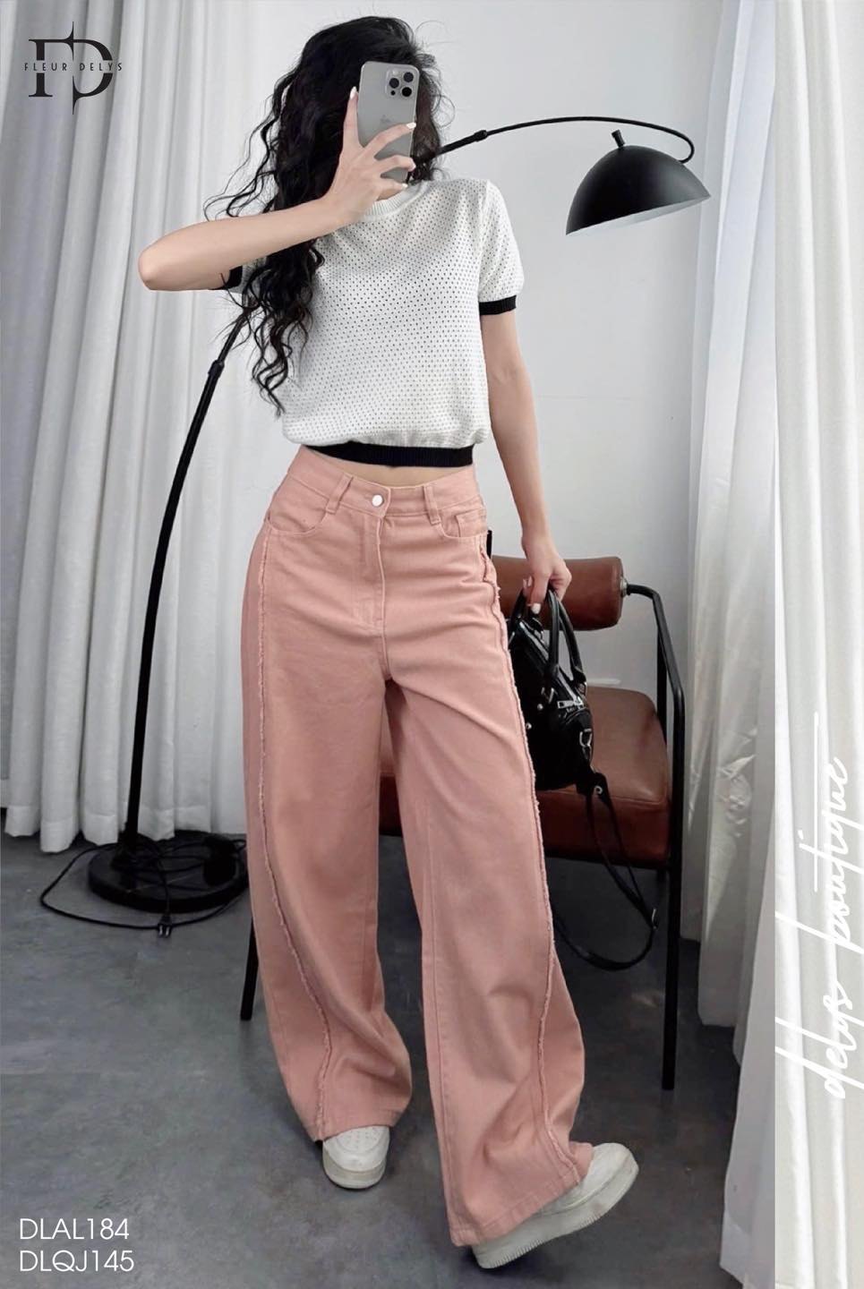 Quần Jean Rua Dọc Thân Trước