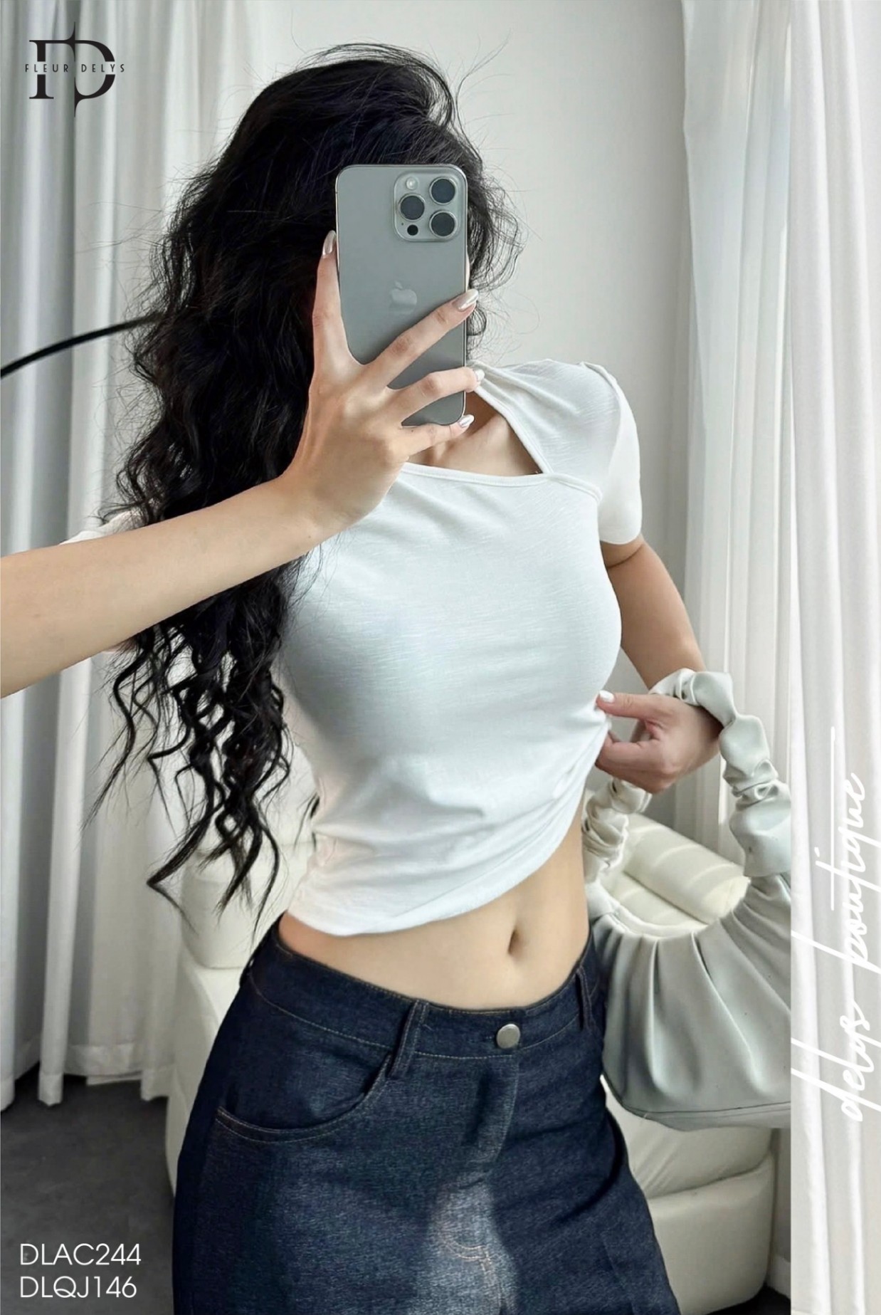 Áo Xước Cổ Leo Cách Điệu