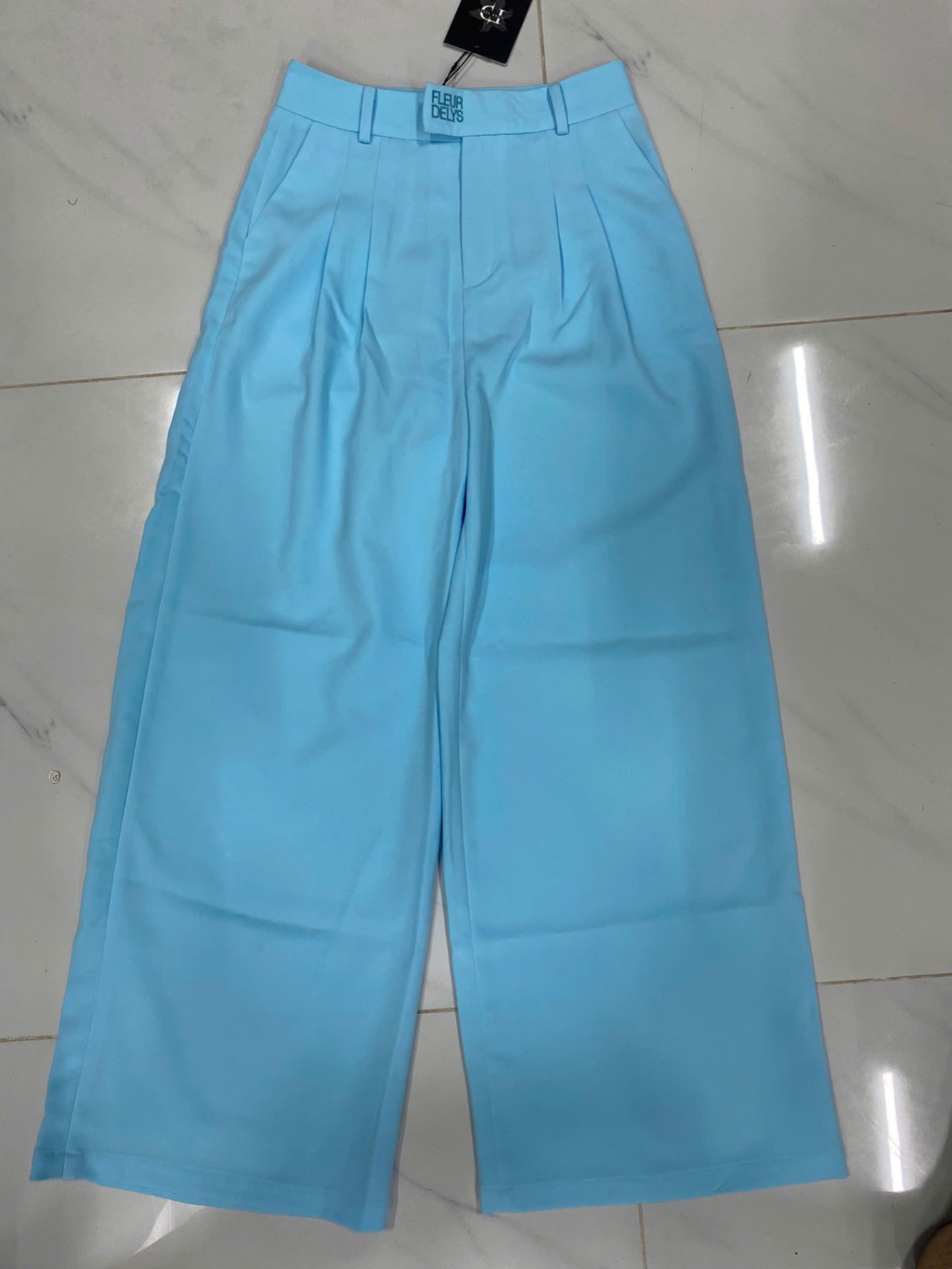 Quần 2 Ly Phối Hình Thêu Vuông