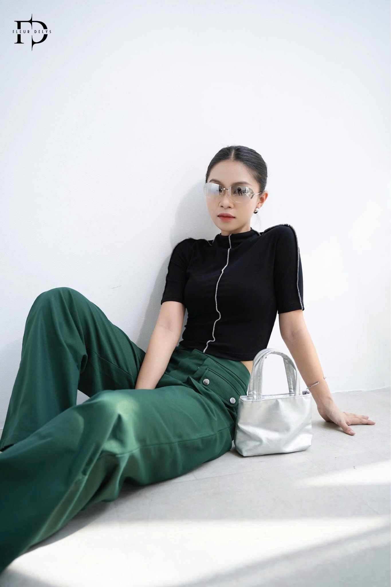Áo Ngắn Tay Vắt Sổ - B10