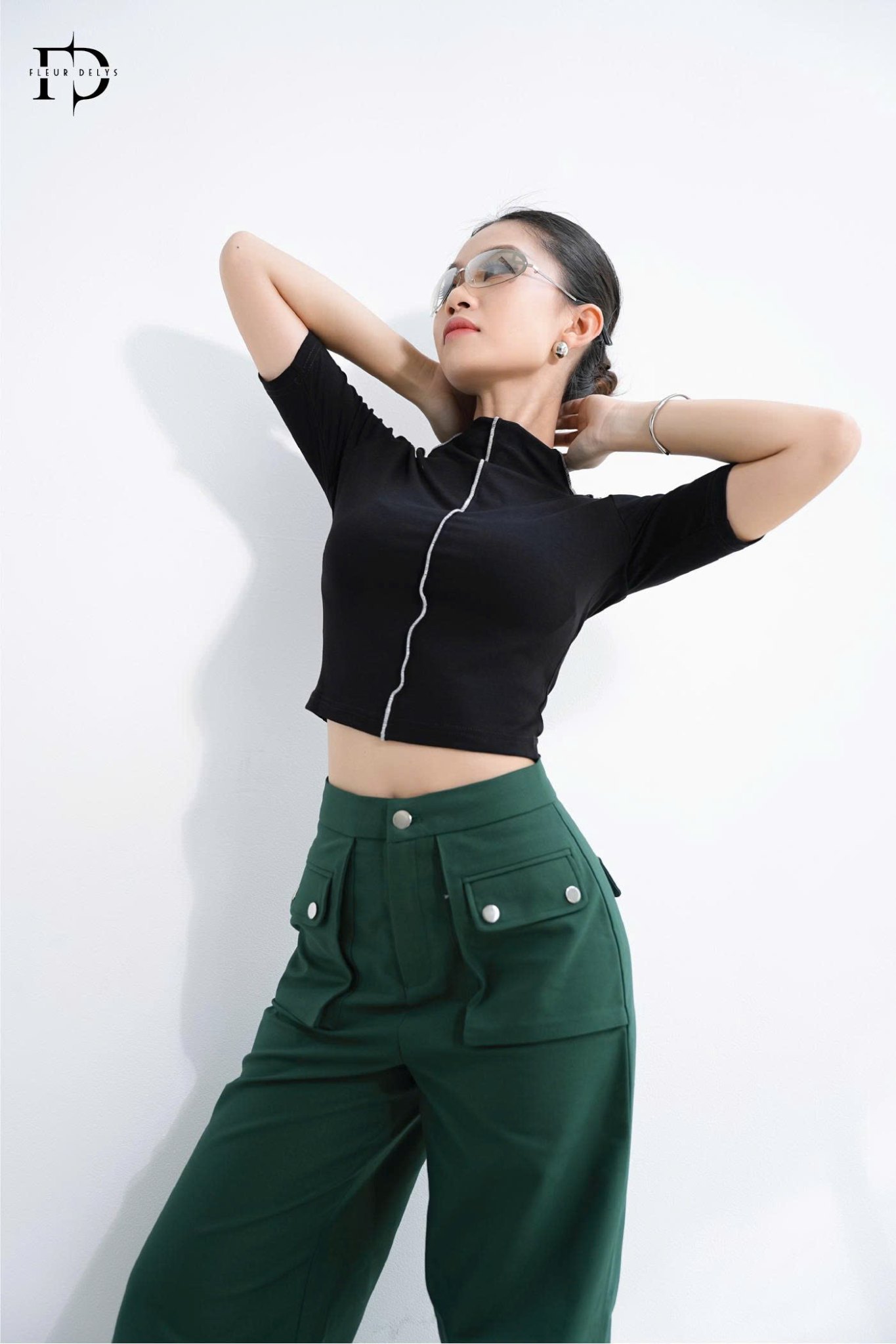 Áo Ngắn Tay Vắt Sổ - B10