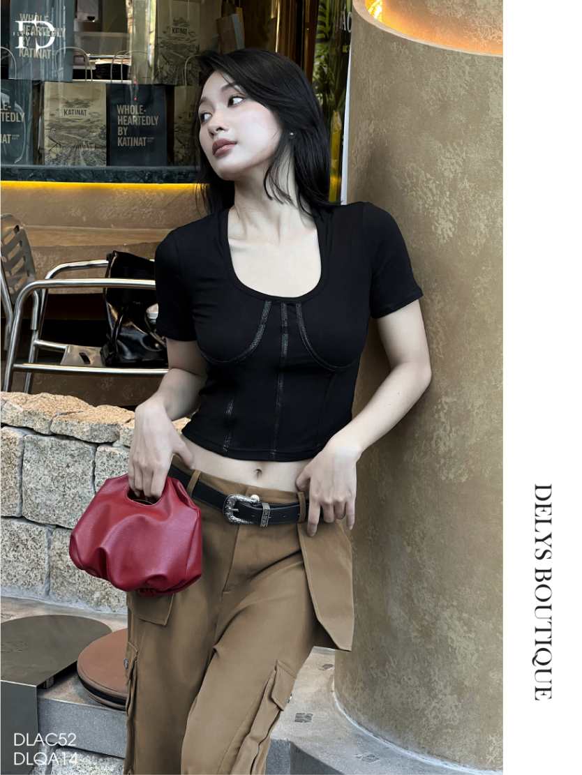 Áo Cổ U Phối Gân Da