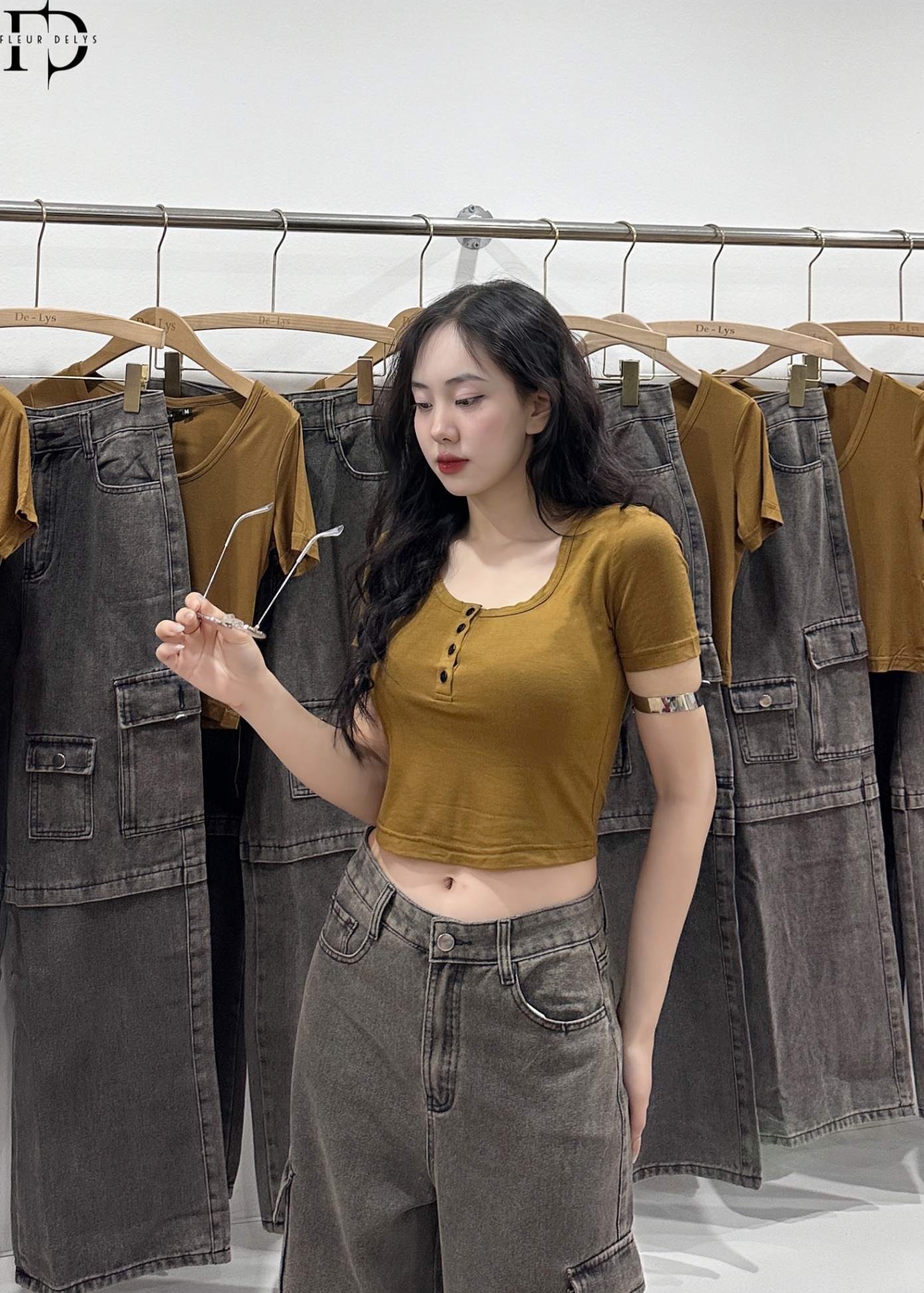 Áo Thun Cộc Tay 4 Cúc