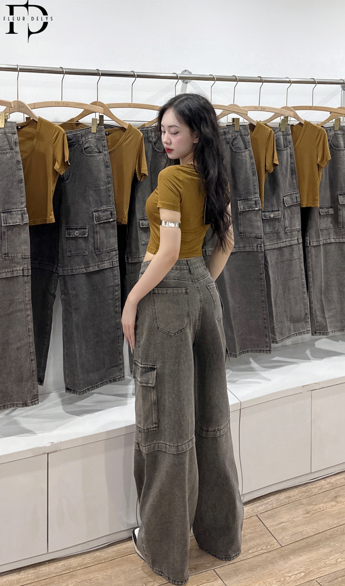 Áo Thun Cộc Tay 4 Cúc