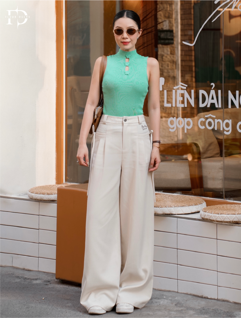 Quần Túi Kiểu Phối Dây Thêu Logo