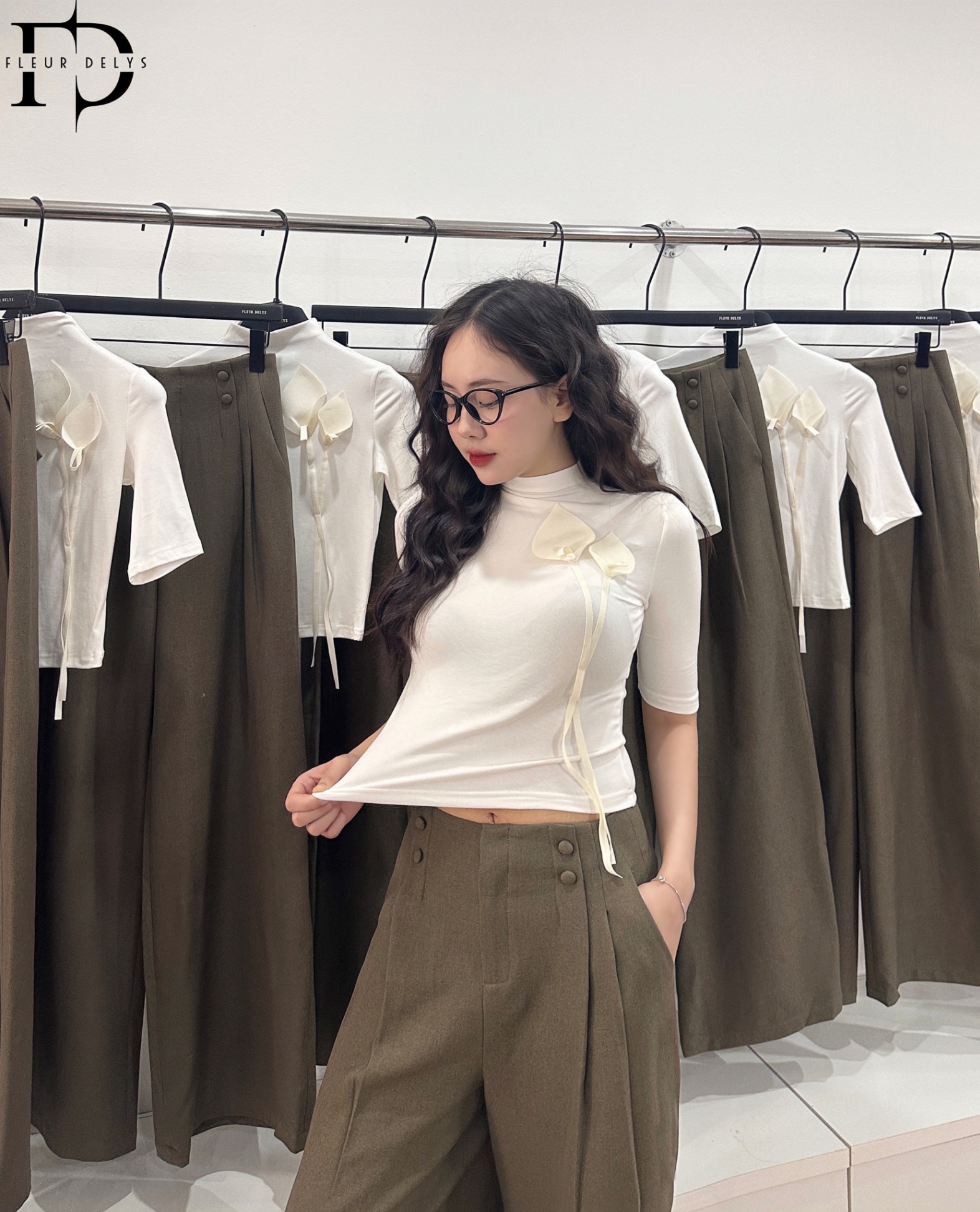 Quần Cạp Liền Phối Cúc Bọc