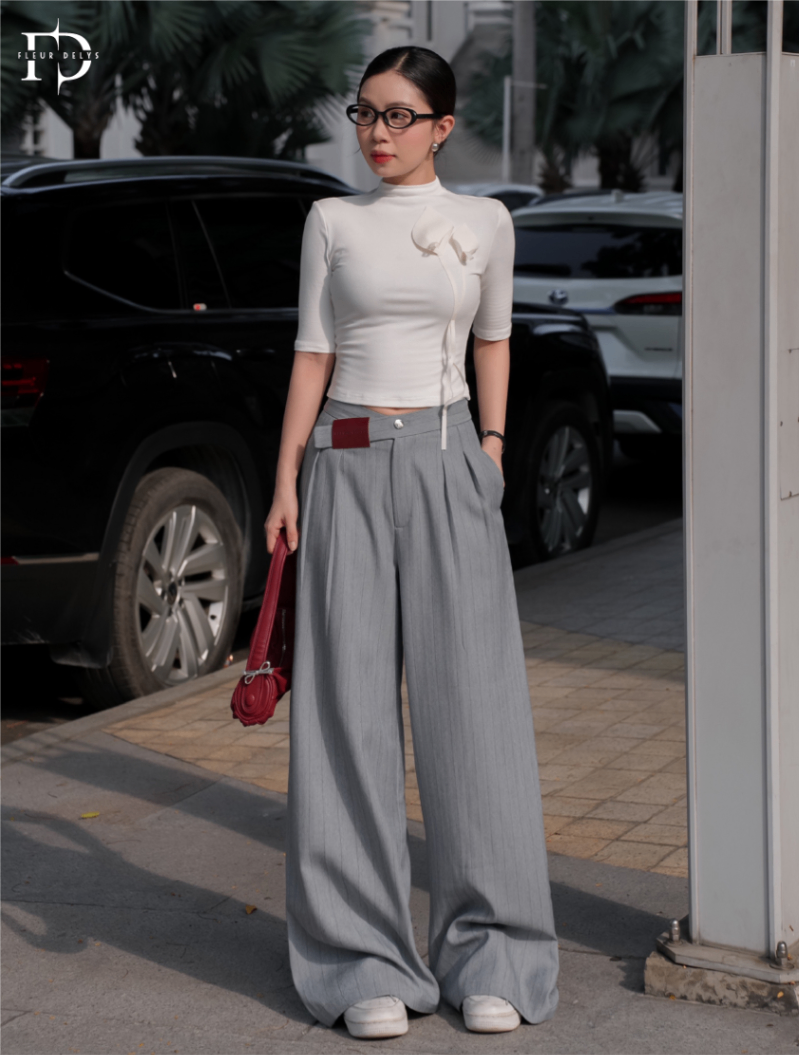 Quần Kẻ Sọc Cạp Lệch