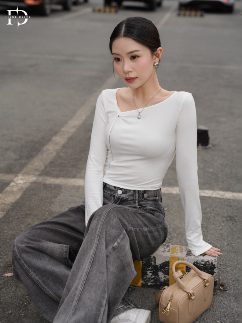 Áo Thun Xoắn Lệch