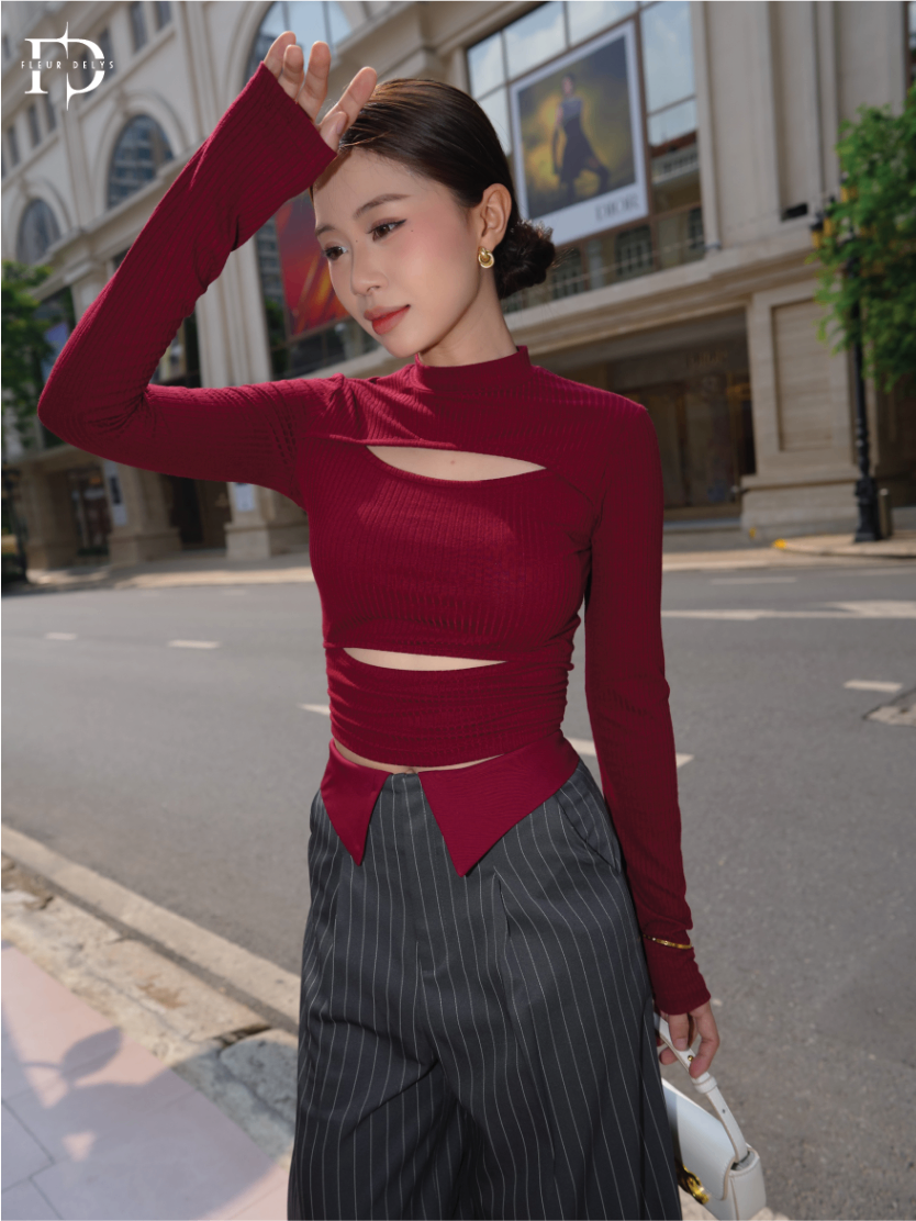 Áo Khoét Mặt Trước