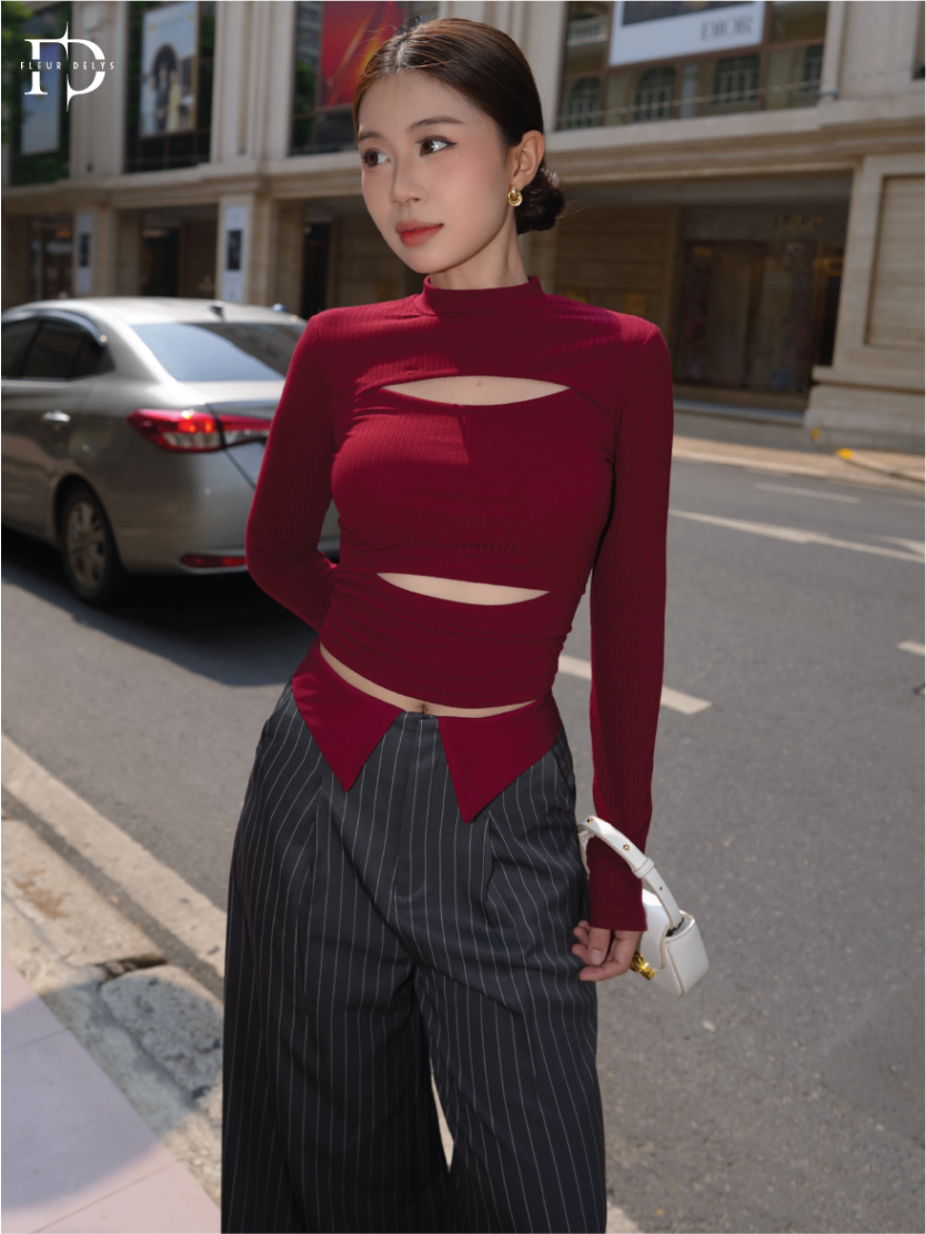 Áo Khoét Mặt Trước