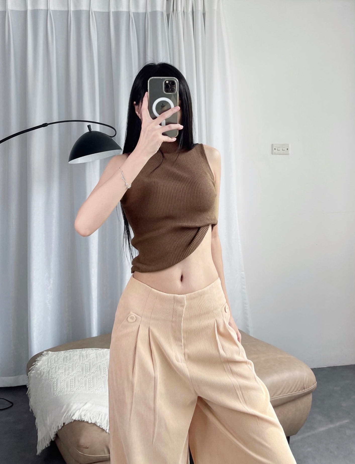 Áo Len Tăm Sát Nách Cổ Lọ