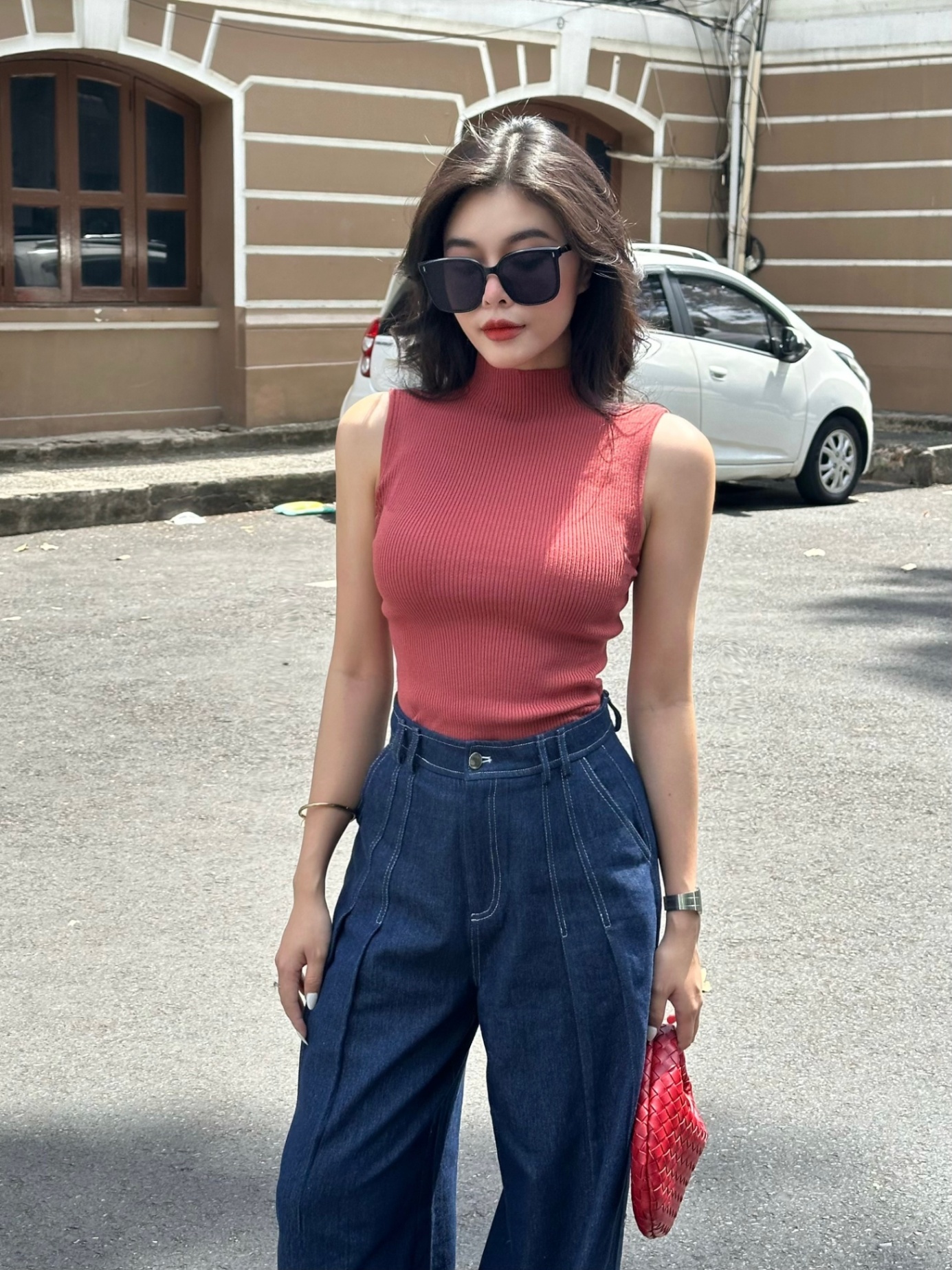 Áo Len Tăm Sát Nách Cổ Lọ