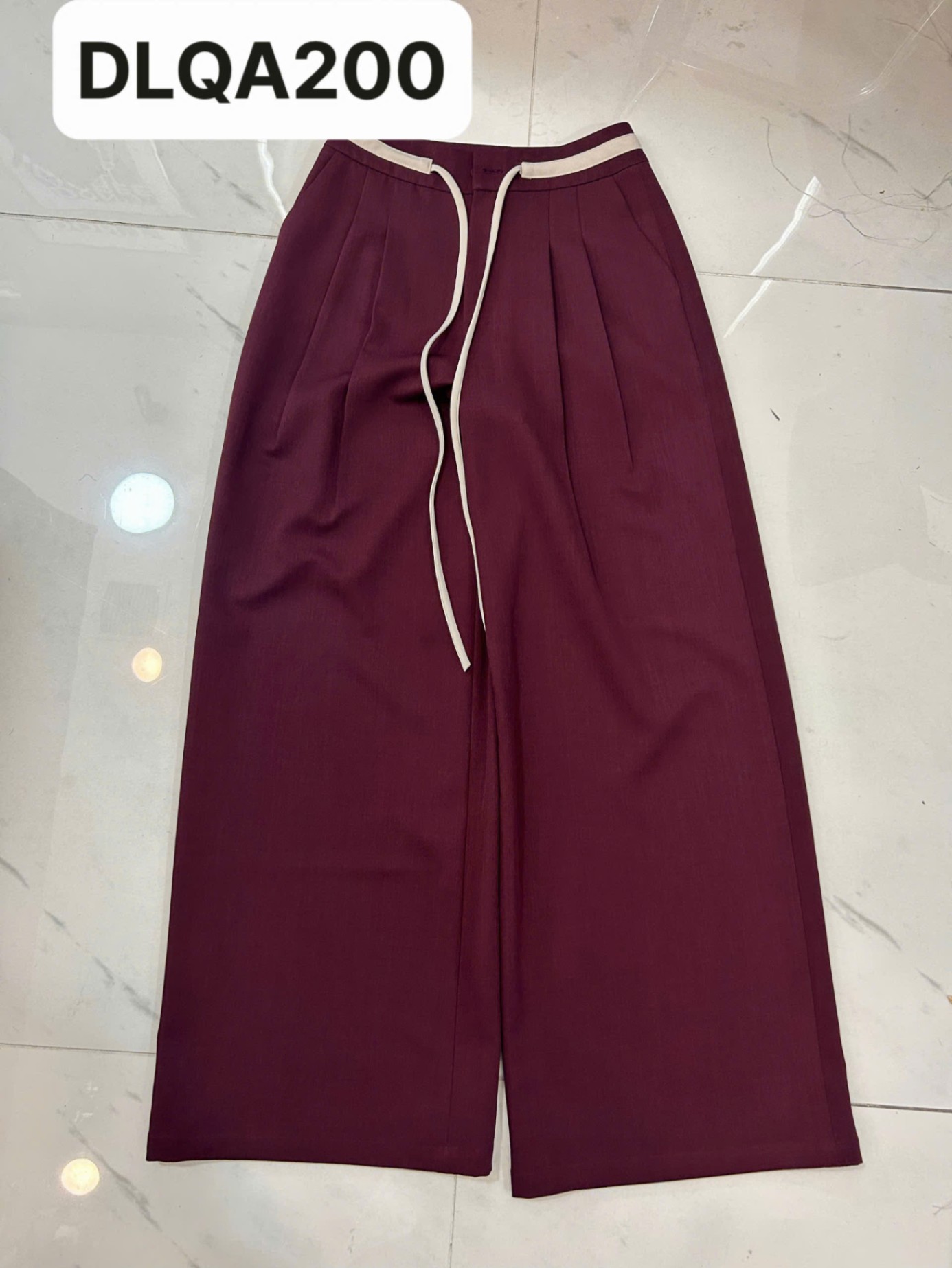 Quần Phối Cạp Nhỏ Đính Dây