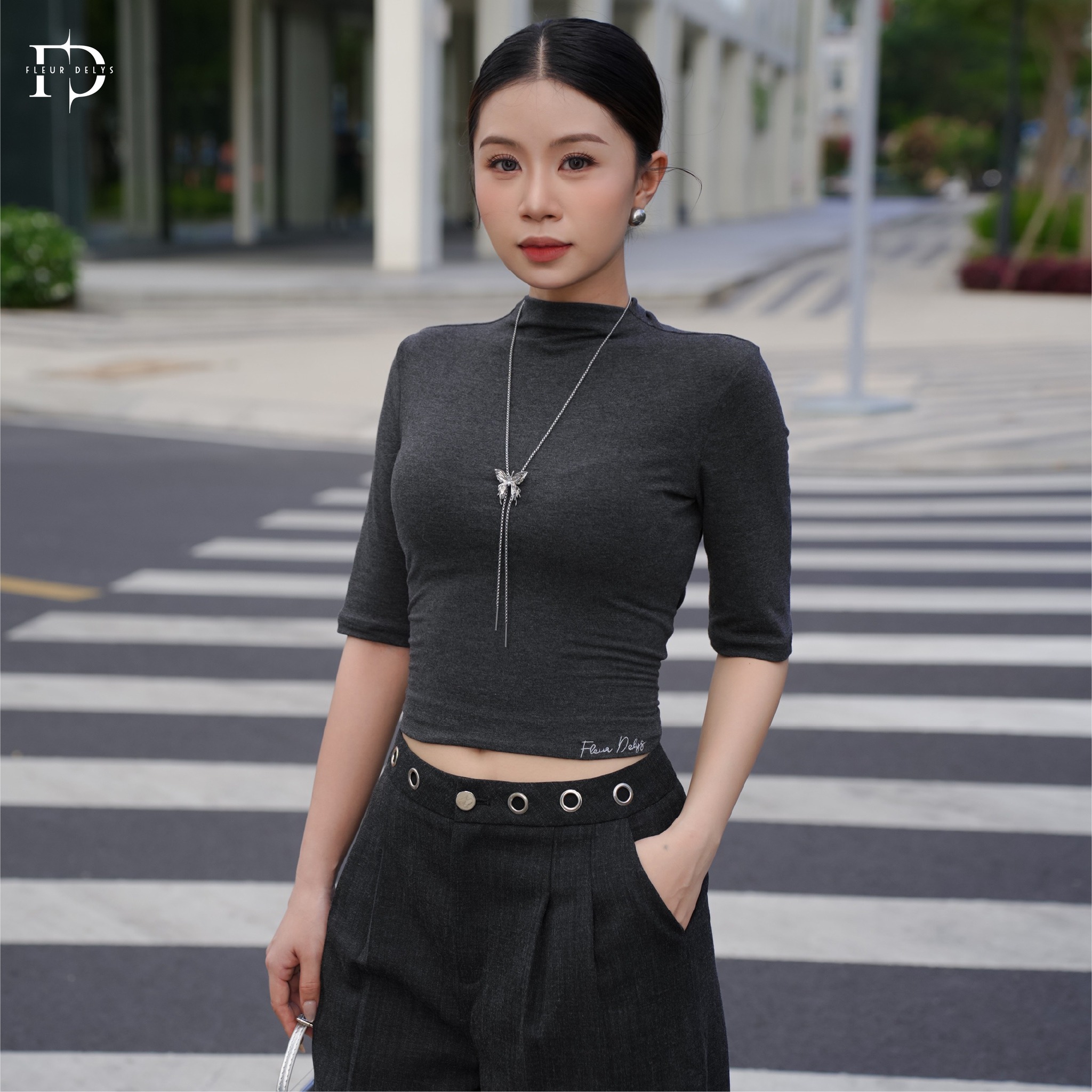 Áo Cổ Leo Tay Cộc Lỡ