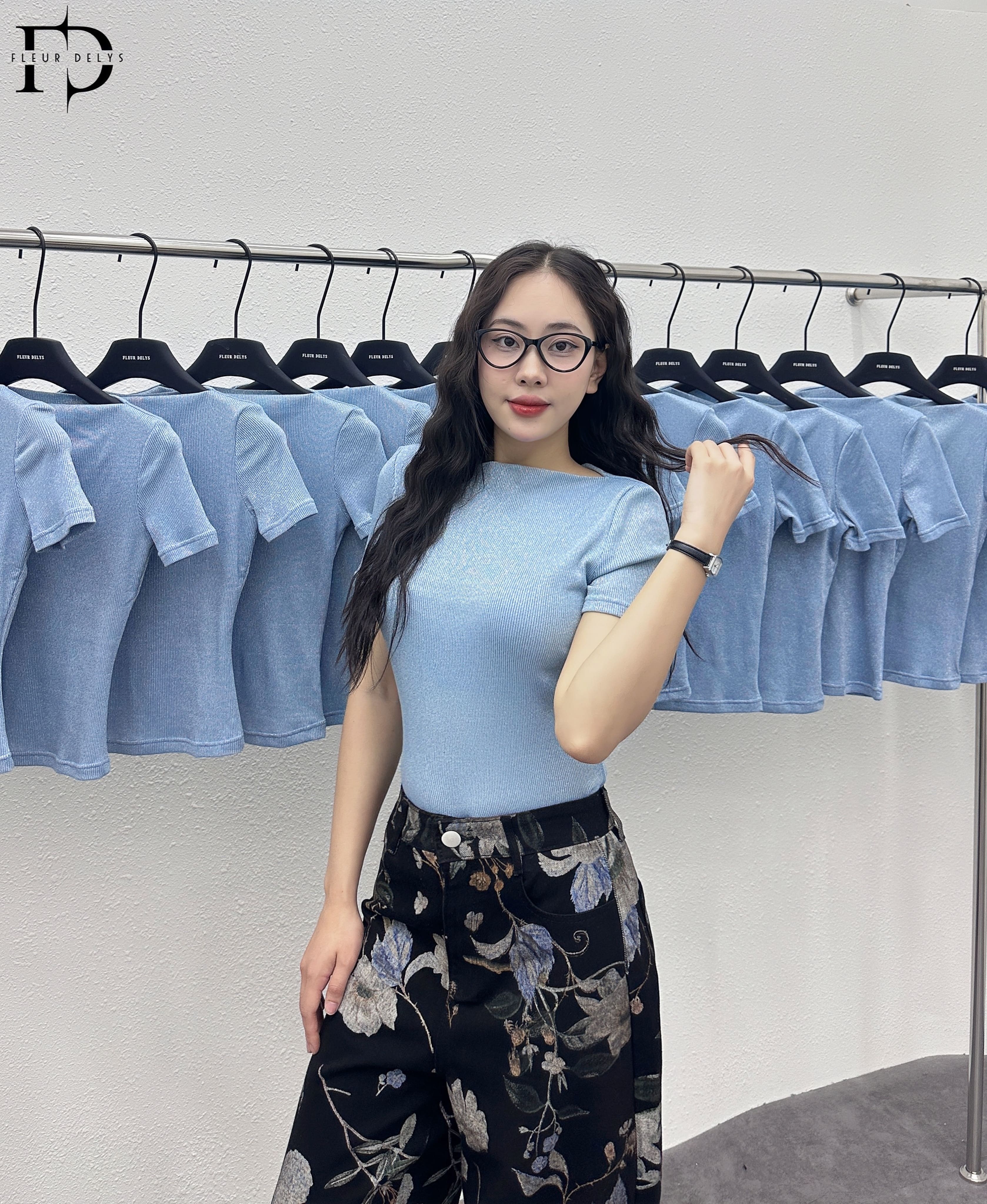 Áo Kim Tuyến Phối Cổ Ngang