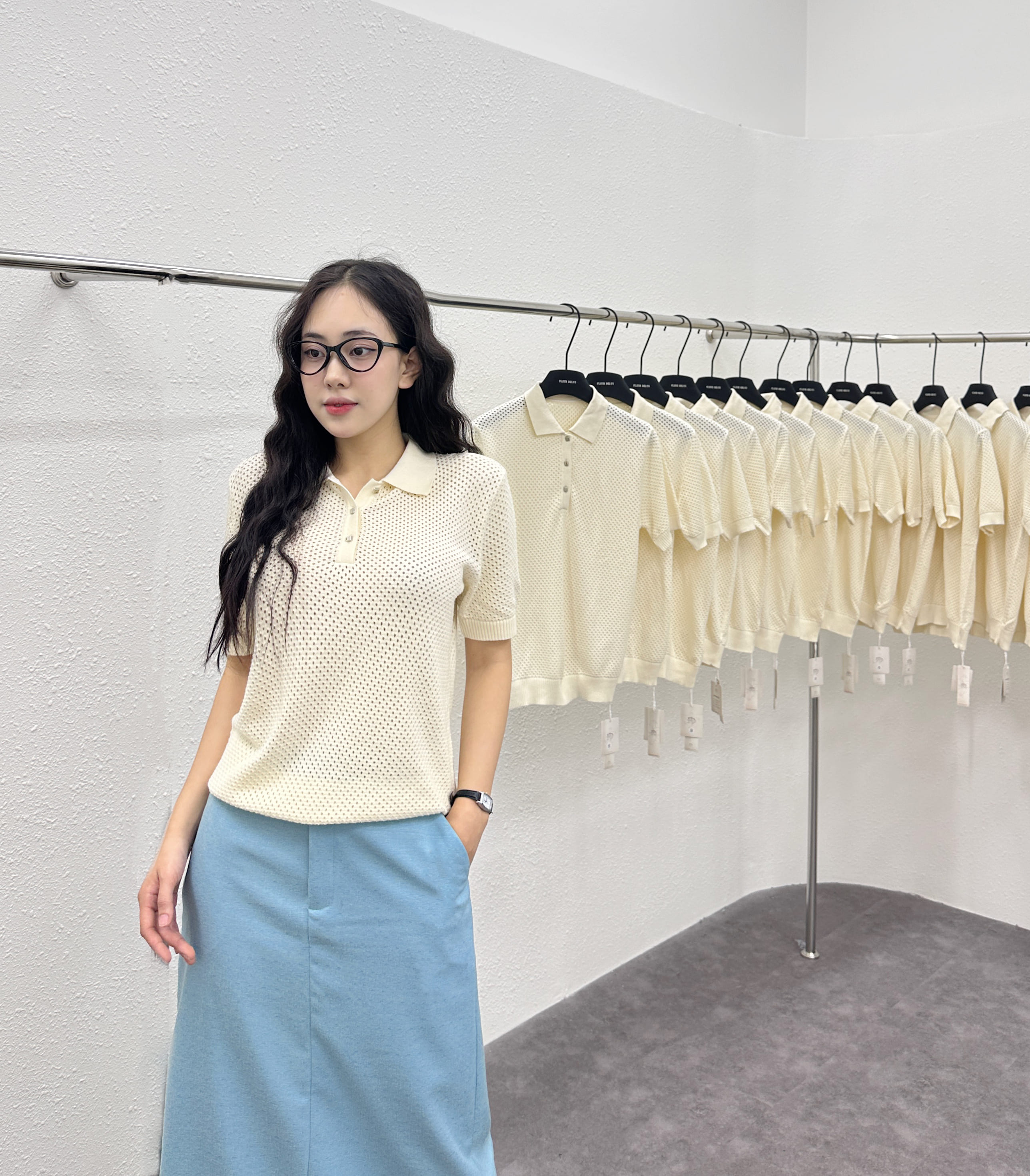 Áo Len Lỗ Dáng Basic