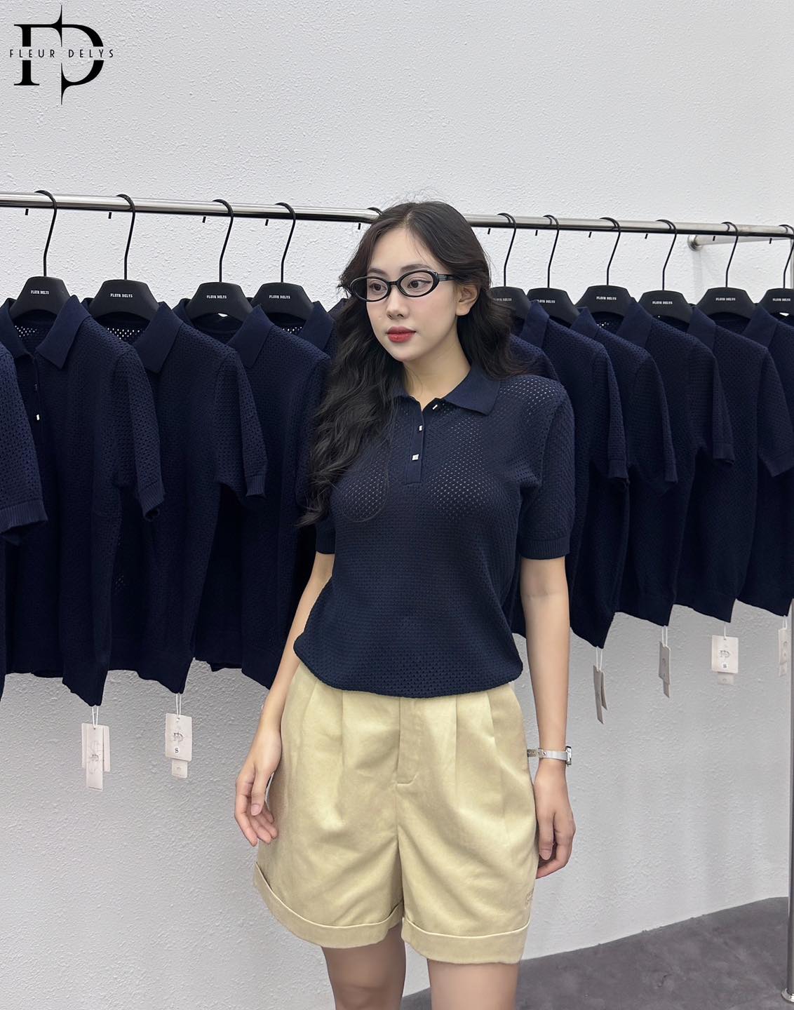 Áo Len Lỗ Dáng Basic