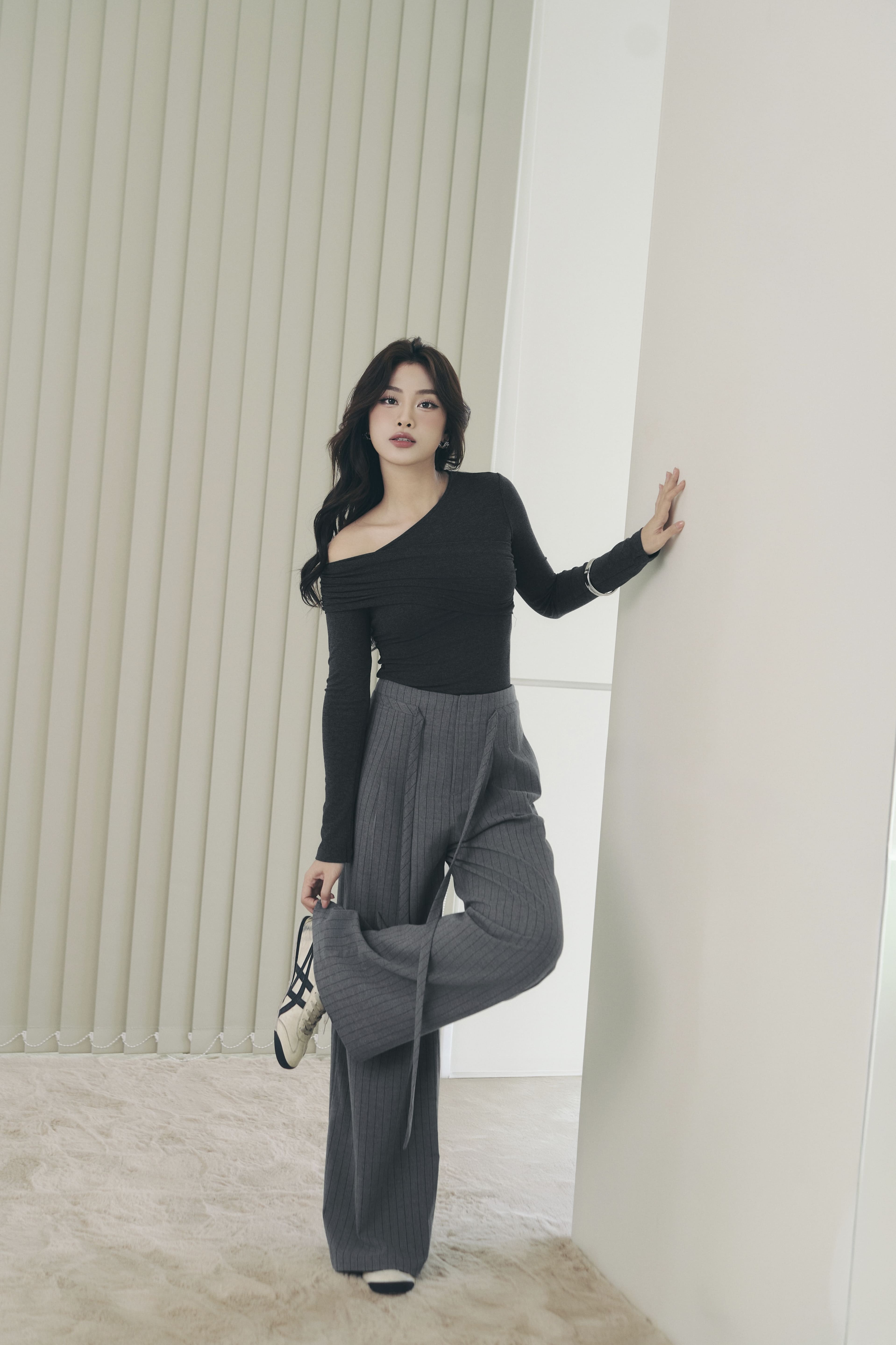 Áo Thun Lệch Vai Nhún Chun
