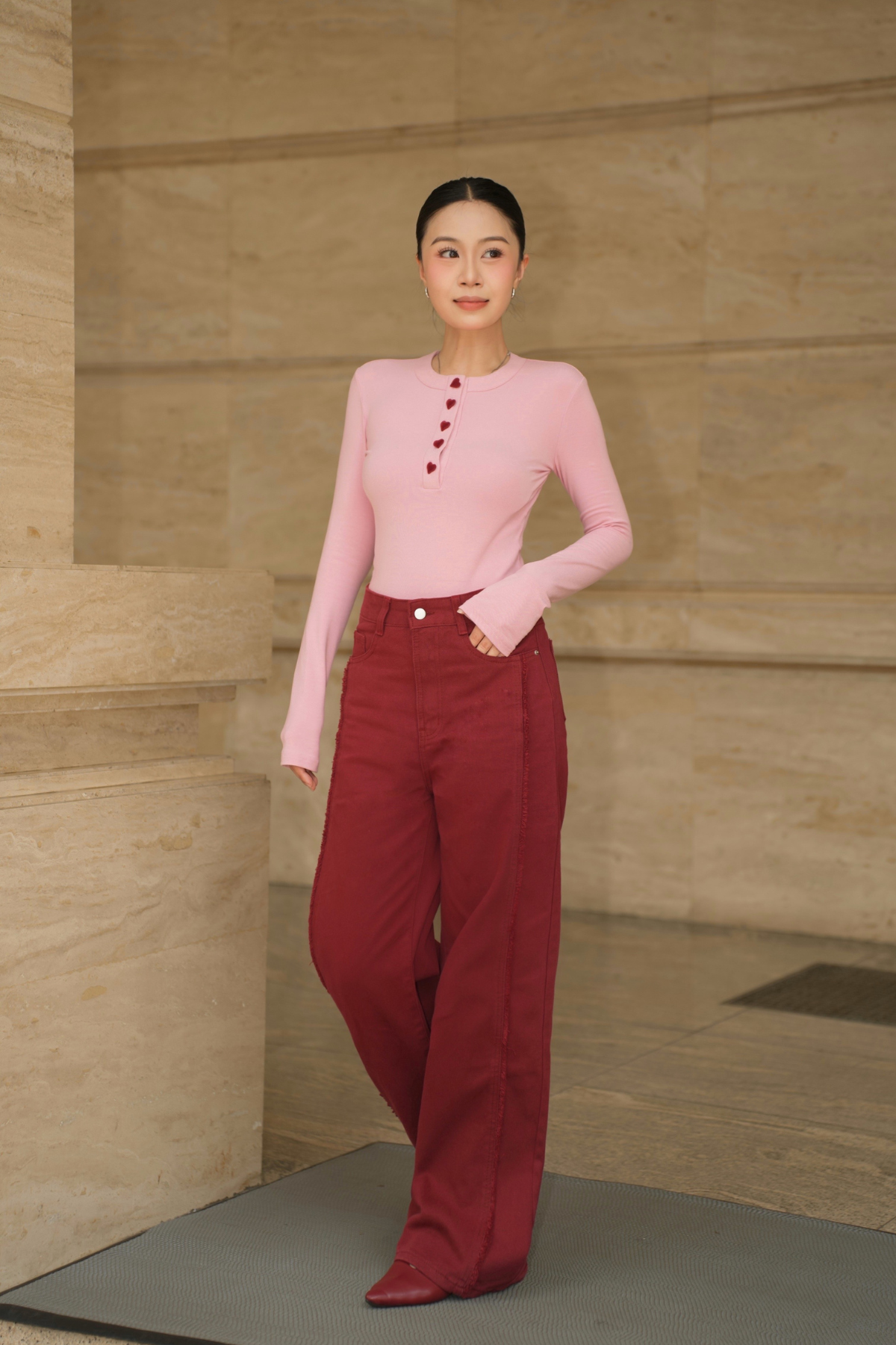 Áo Thun Nẹp Cúc Trái Tim