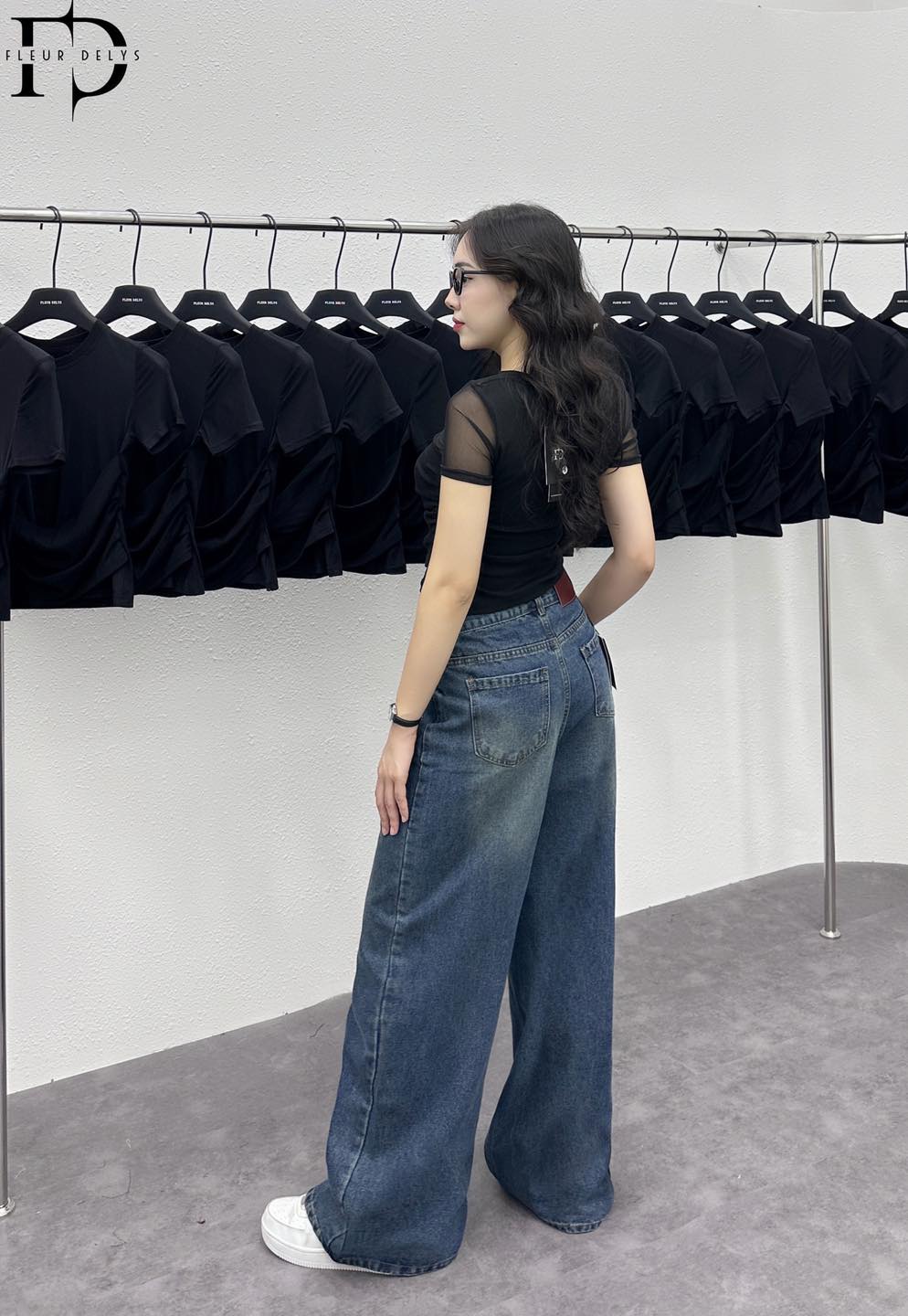 Áo Thun Phối Xếp Ly Lưới