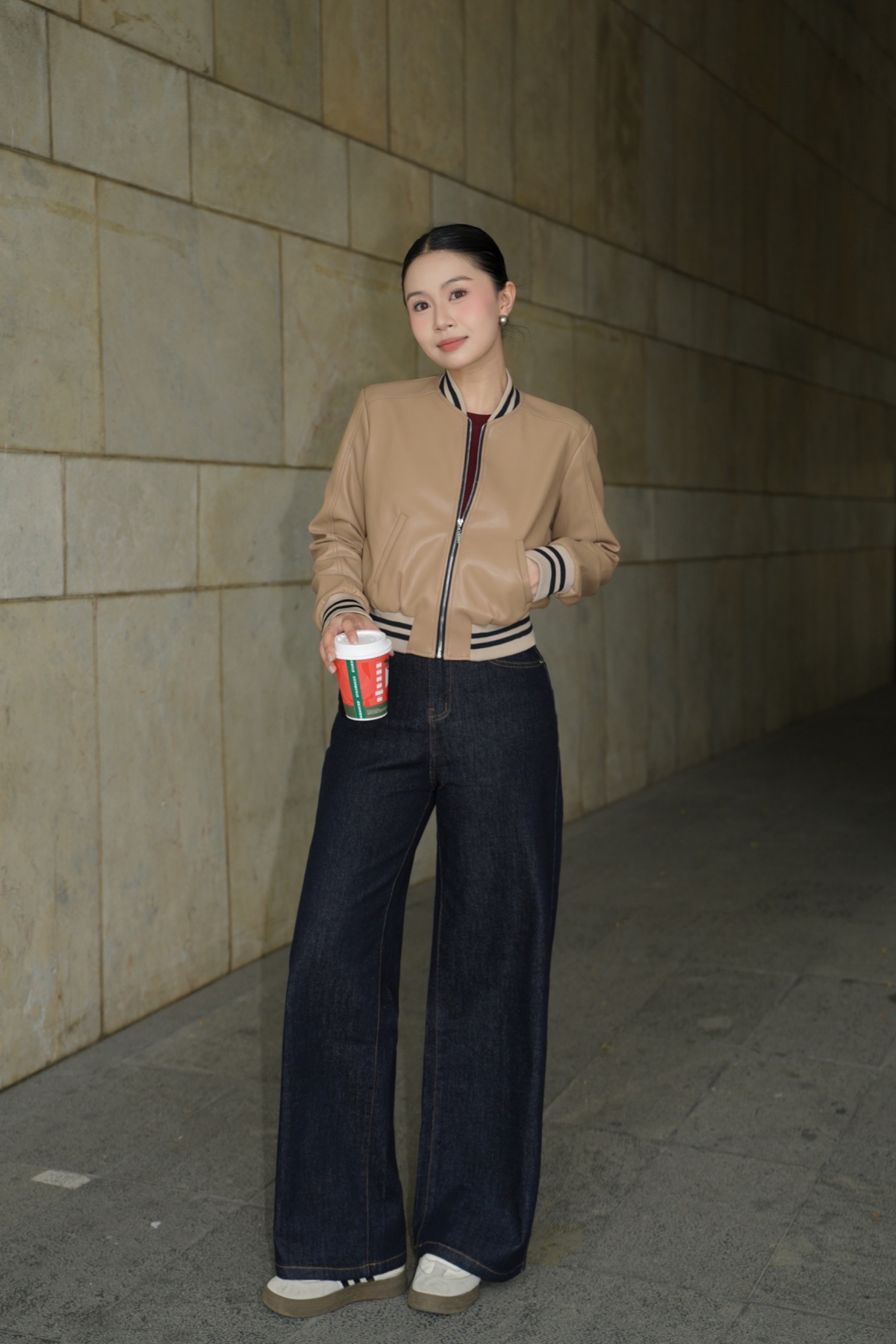 Quần Jeans Suông Dáng Basic