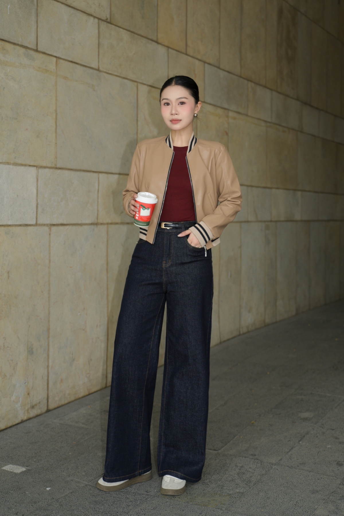 Quần Jeans Suông Dáng Basic