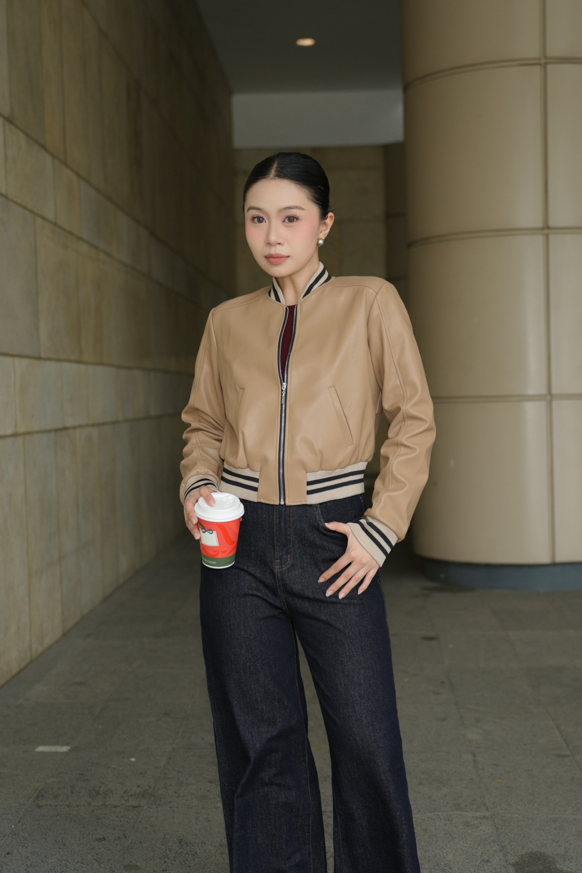 Quần Jeans Suông Dáng Basic