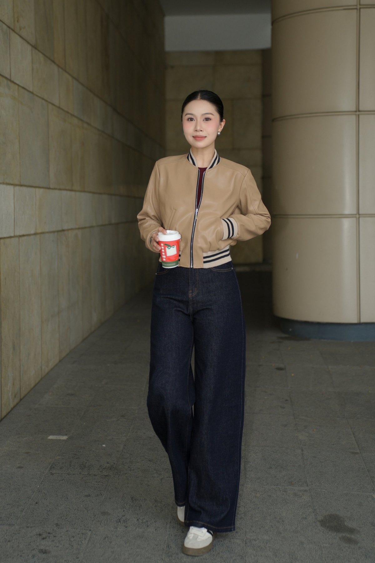 Quần Jeans Suông Dáng Basic