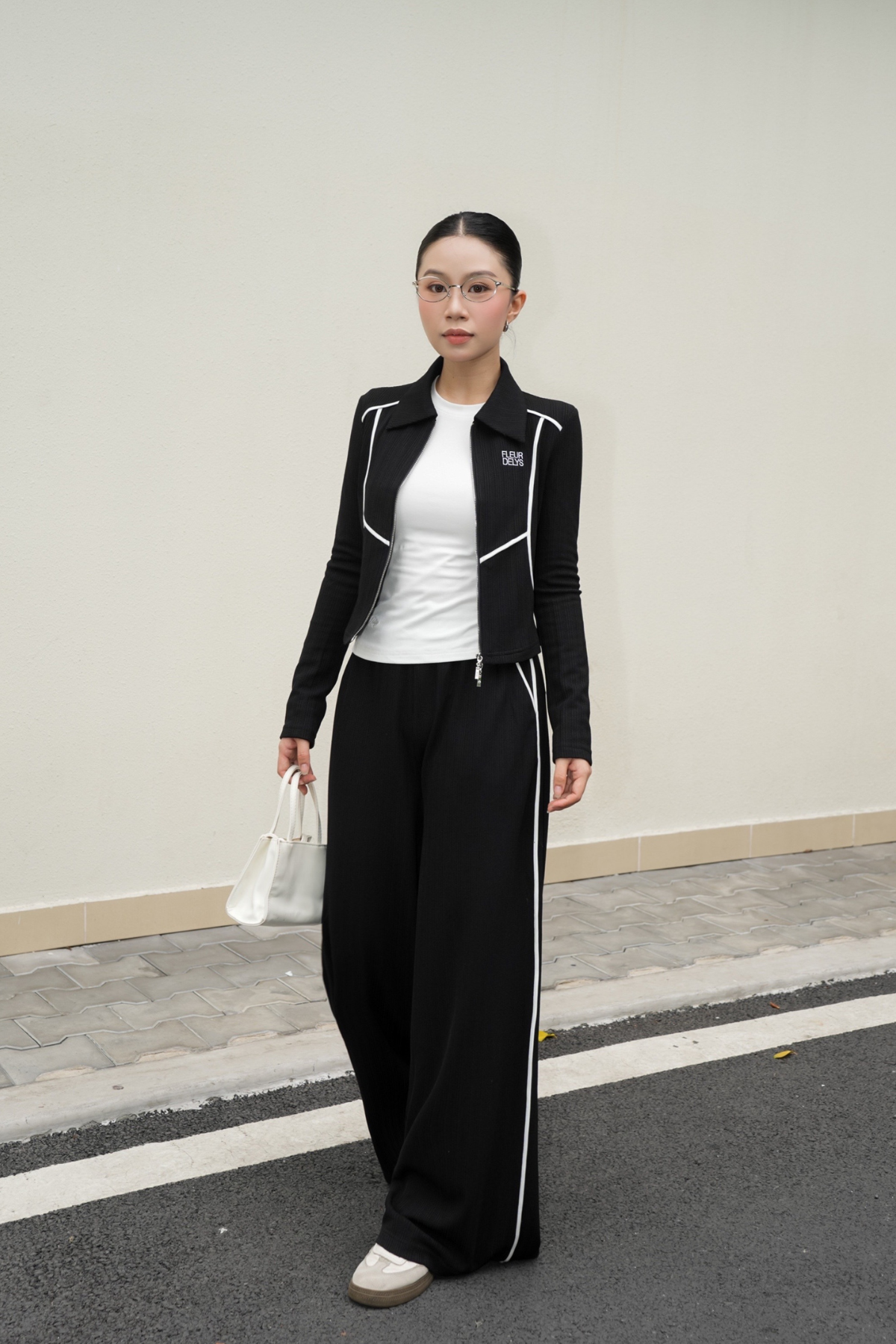 Set Thun Gân Viền Trắng