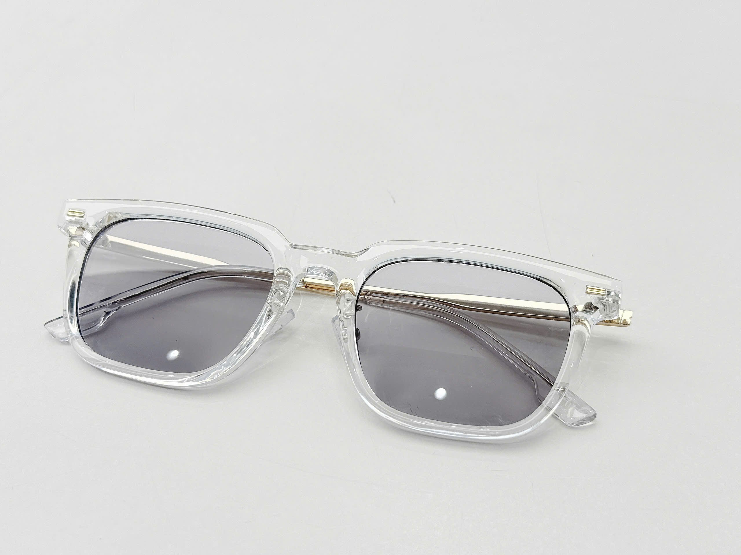 Gọng kính nhựa Eyevan Clear (Acerate)