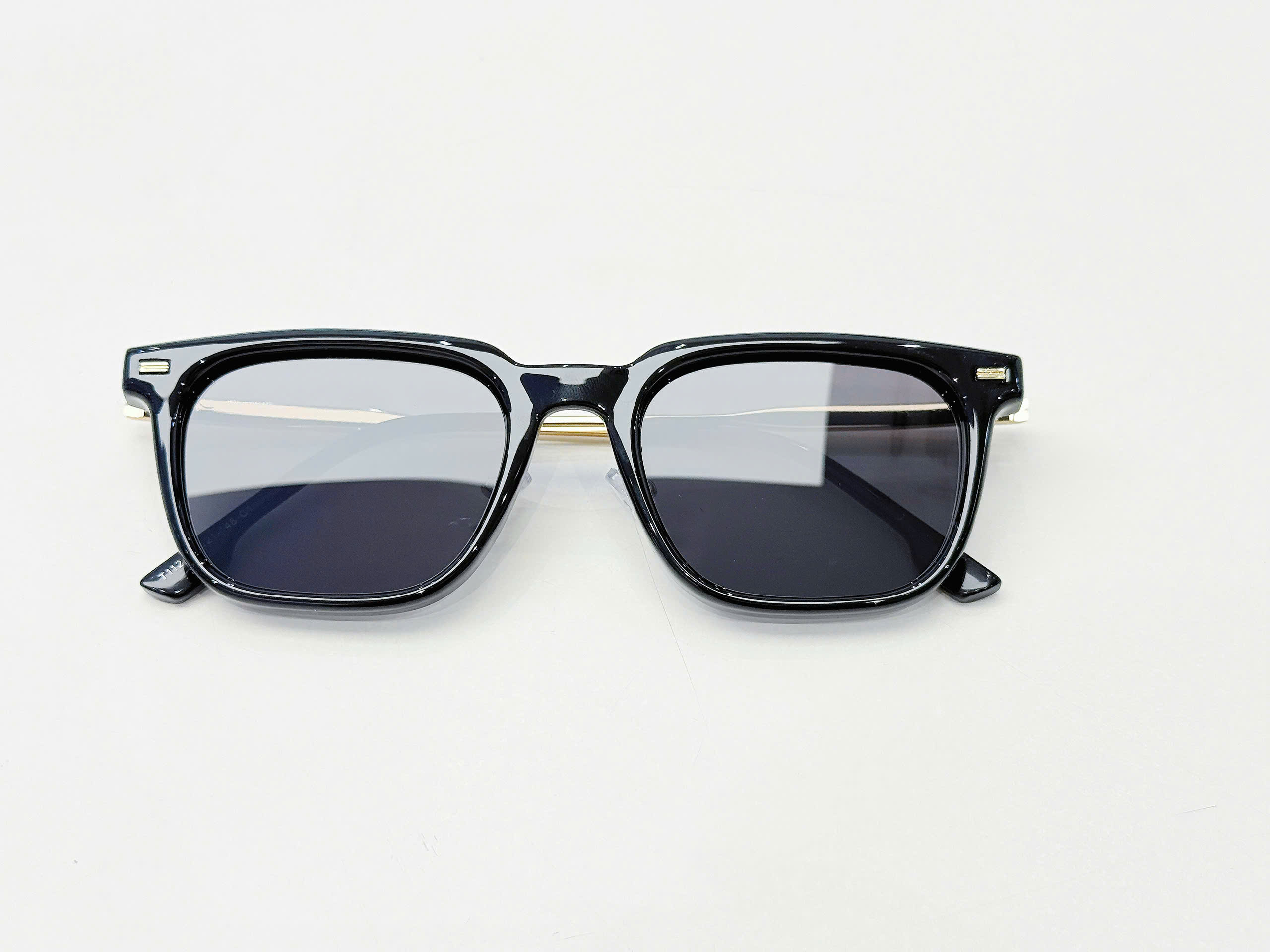 Gọng nhựa Eyevan Black (Acerate)