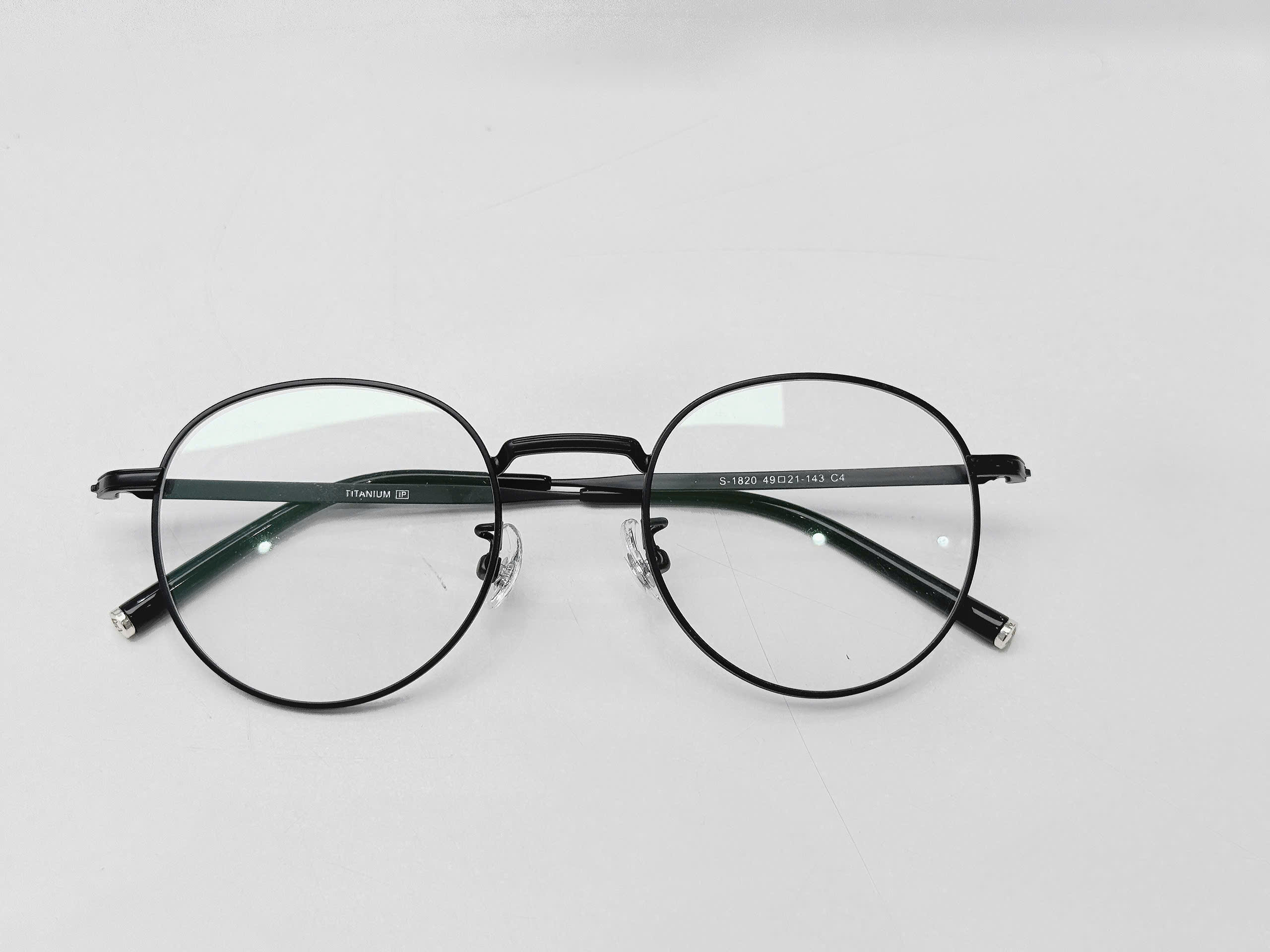 Kính gọng kim loại MILAN Black Ver A