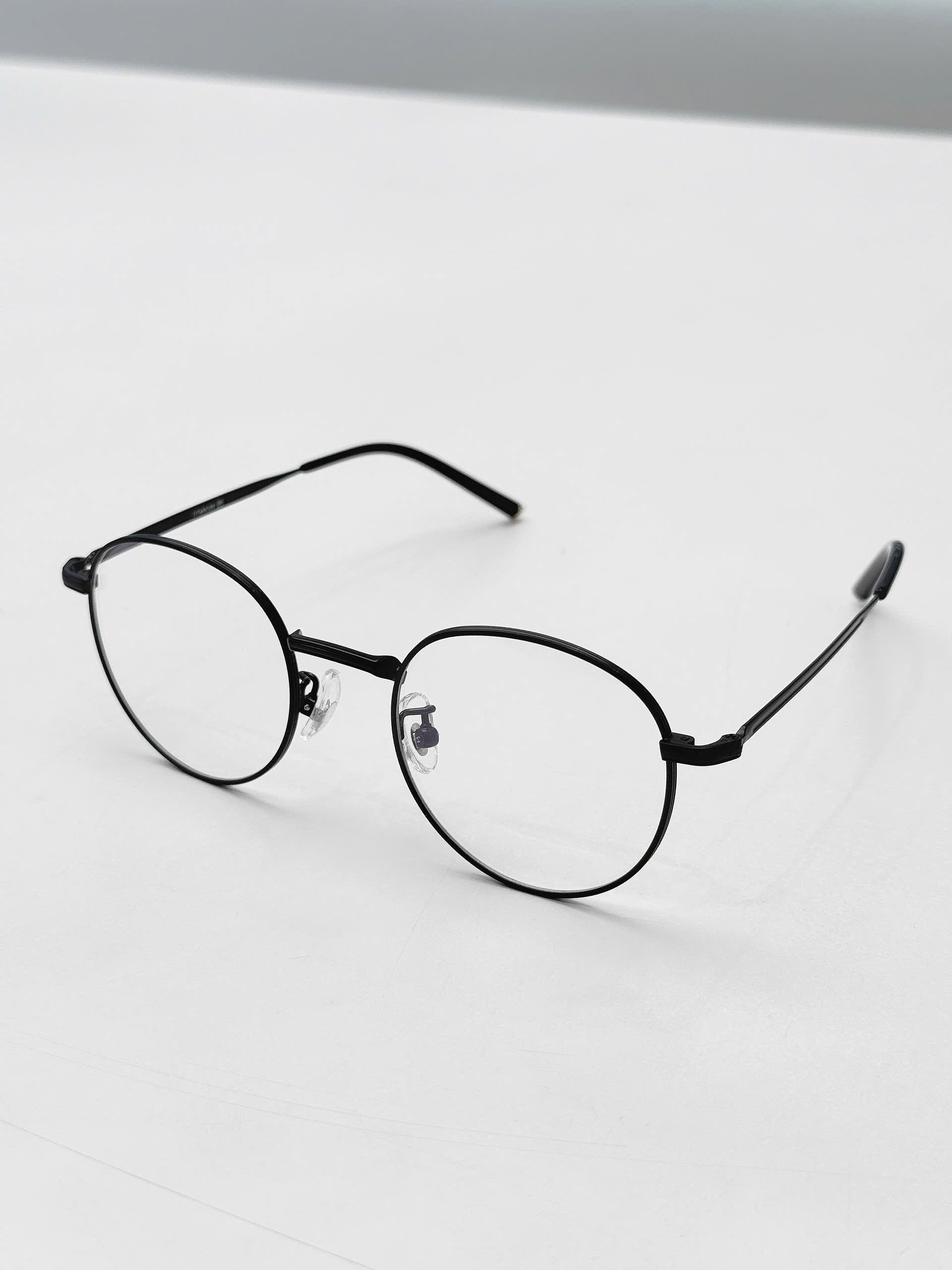 Kính gọng kim loại MILAN Black Ver A