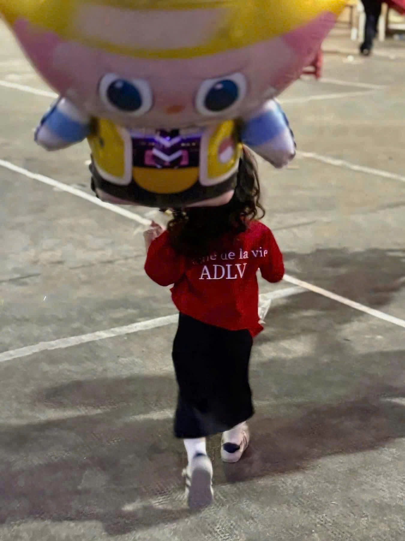 HCS Áo ADLV đỏ cho bé lẻ sz 110 ( 12-14kg)