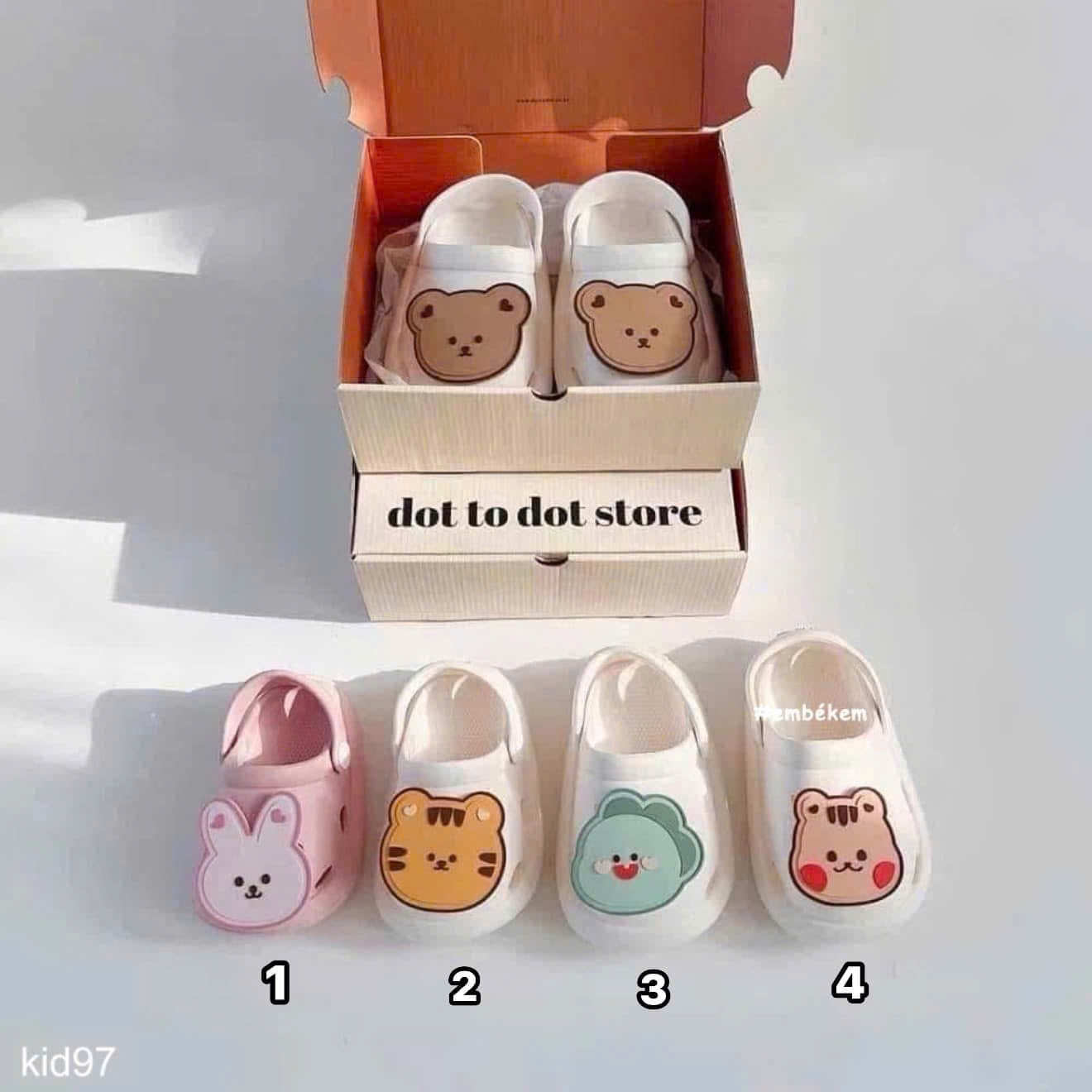 HCS Dép sục gắn sticker cho bé mẫu 1 sz 20/21 ( 13-15 cm )