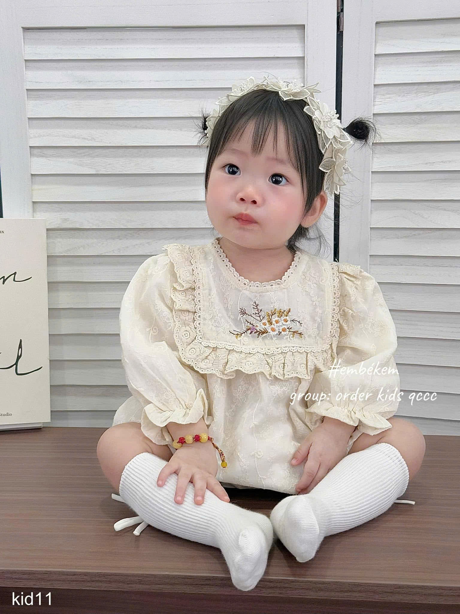 HCS Dư body suit thêu hoa cho bé lẻ sz 73 ( 7-9kg)
