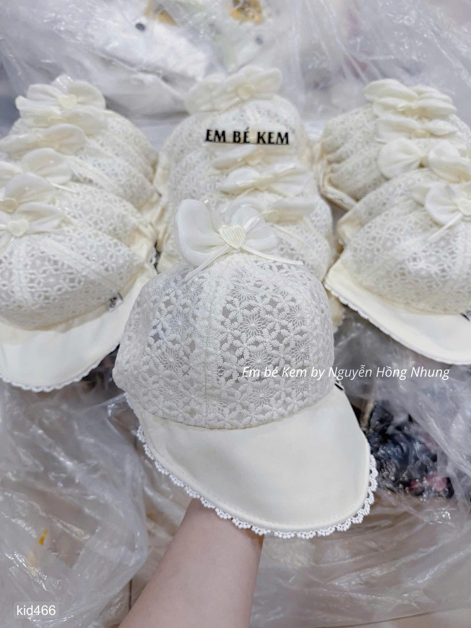 HCS (M25k. 466) Mũ lưỡi chai viền ren nơ cho bé
