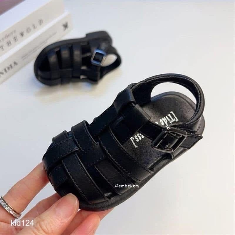 HCS Sandal rọ quai dán cho bé đen sz 22 ( 15cm )