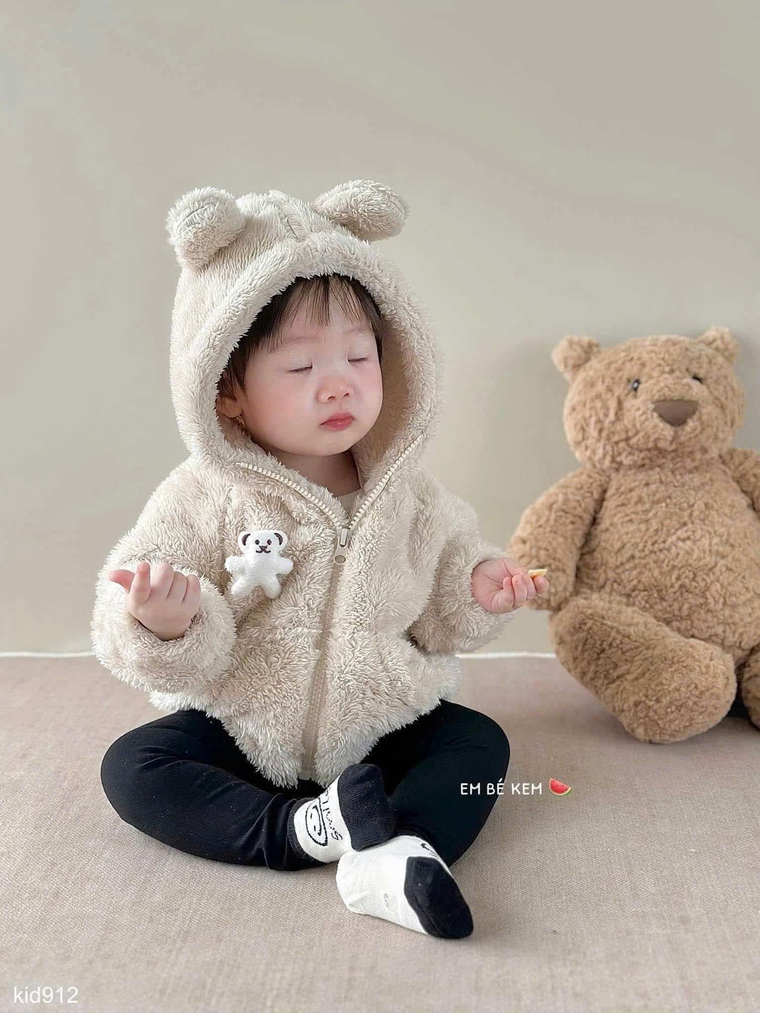 HCS (M25K .912) Áo khoác lông logo gấu cute cho bé