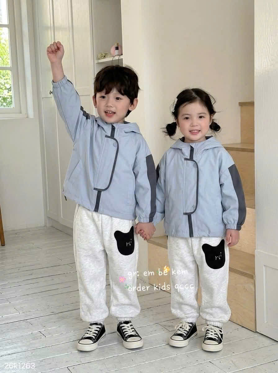 HCS(26K1263) Áo Khoác gió màu xanh dương cho bé trai bé gái - 110