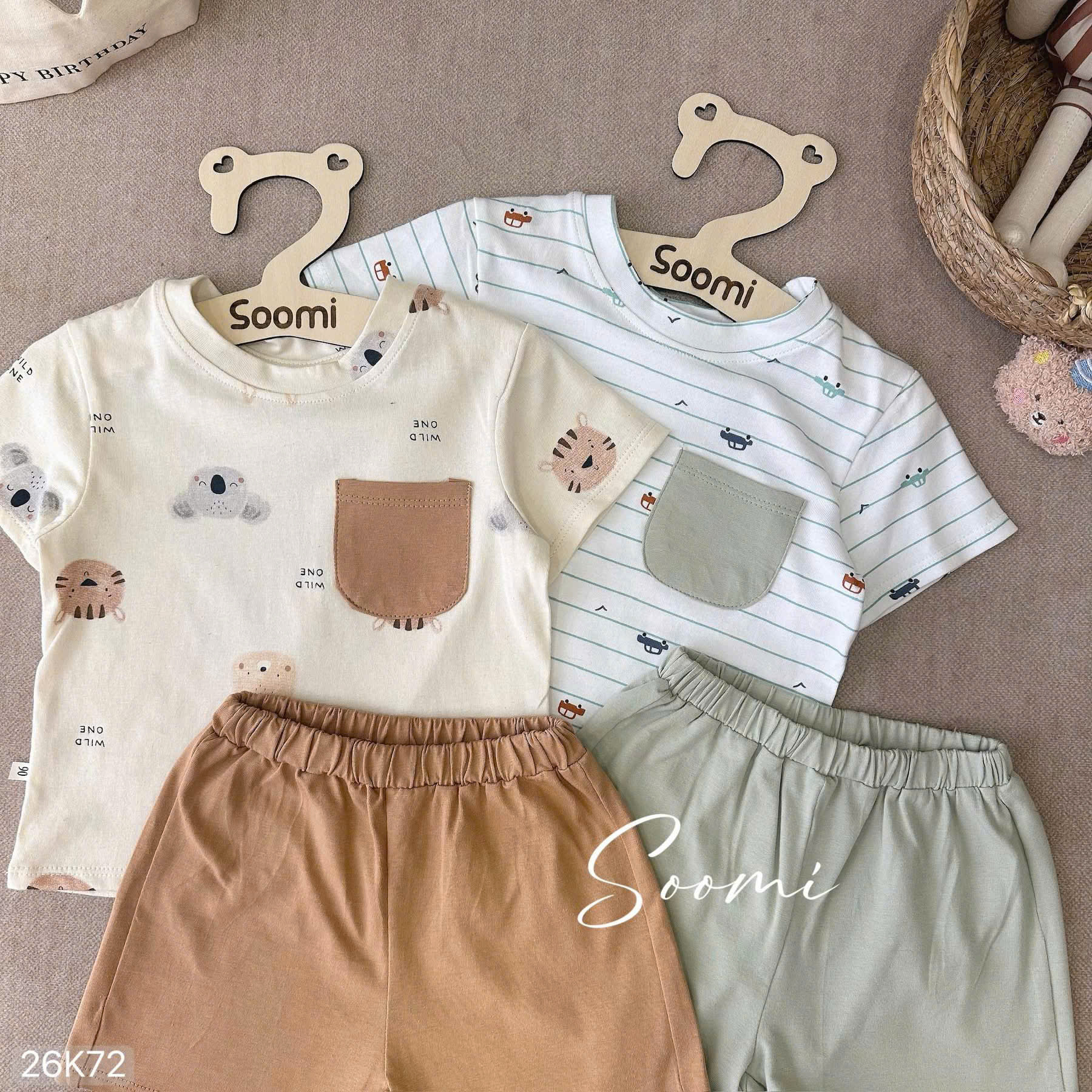 HCS (26K72) Set 2b bé trai tone Hàn túi ngực in hổ cho bé