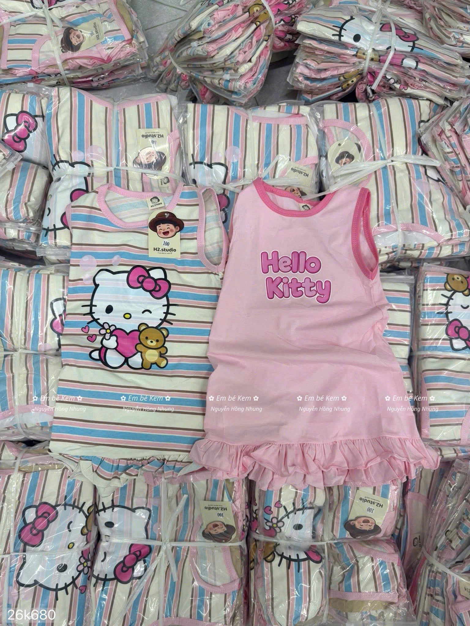 HCS(26k680) Sét 2 váy hellokity kẻ sọc xanh cho bé iu