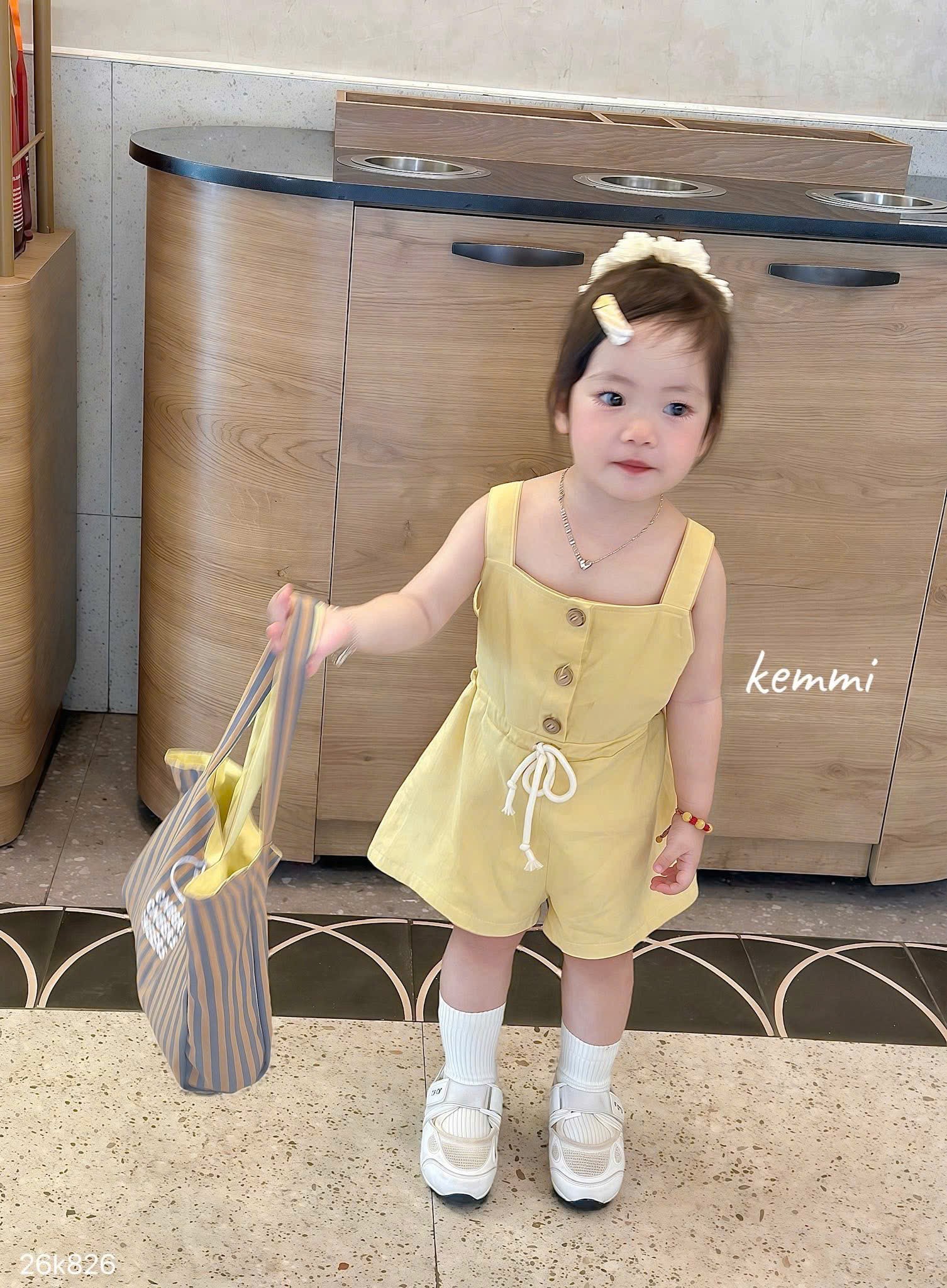 HCS [Kemmi](26K826) Jum tone vàng khuy ngực dây rút eo cho bé