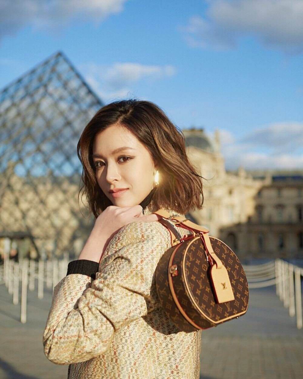 phối đồ với túi Louis Vuitton 2