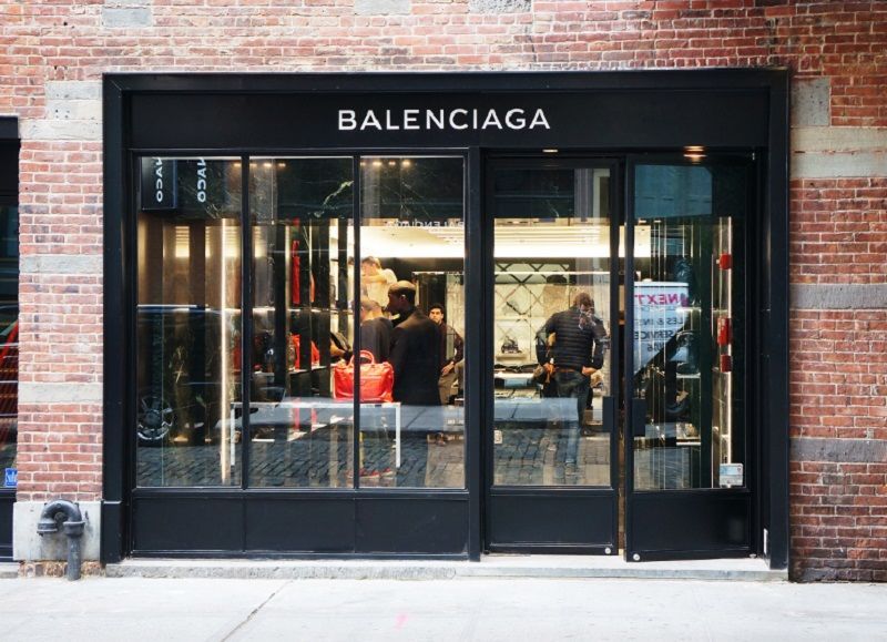 Cách vệ sinh túi da Balenciaga cực hiệu quả tại nhà 2