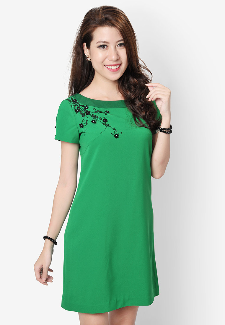 Đầm thêu hoa lệch 1 vai - Xanh lá cây - S