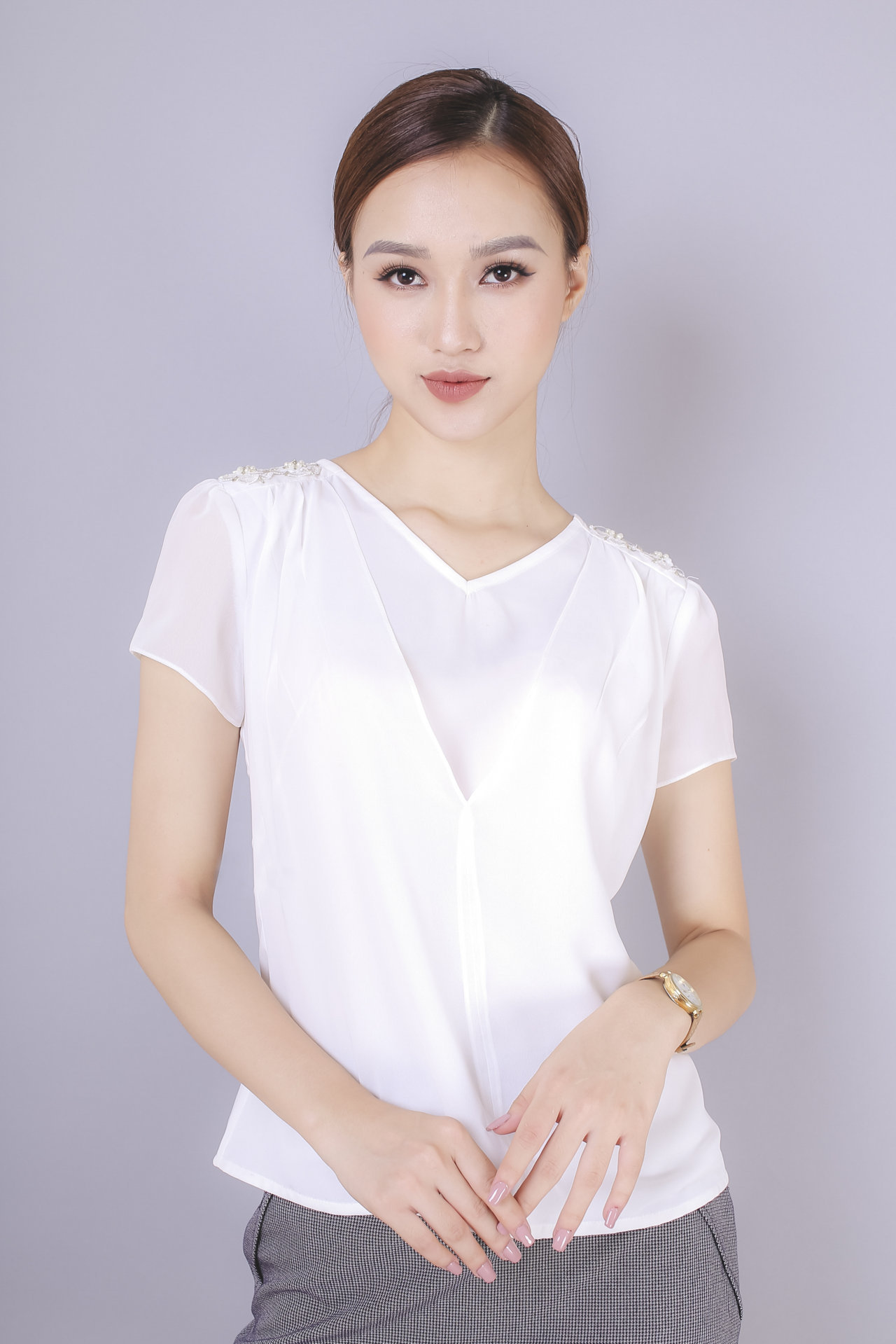 SM cổ tim 2 lớp thân trước - Trắng - S