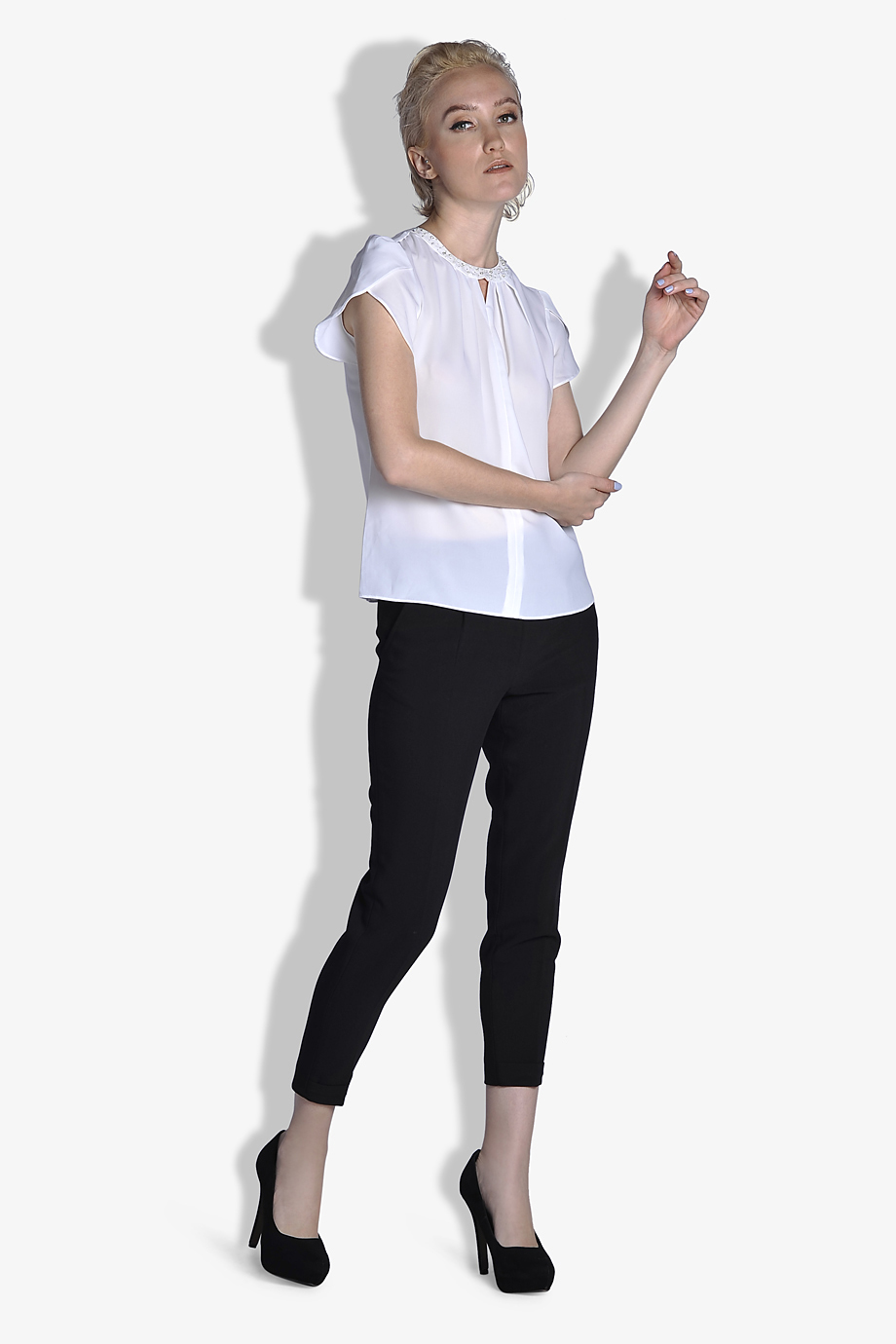 Quần baggy cạp trang trí móc tròn - Đen - S